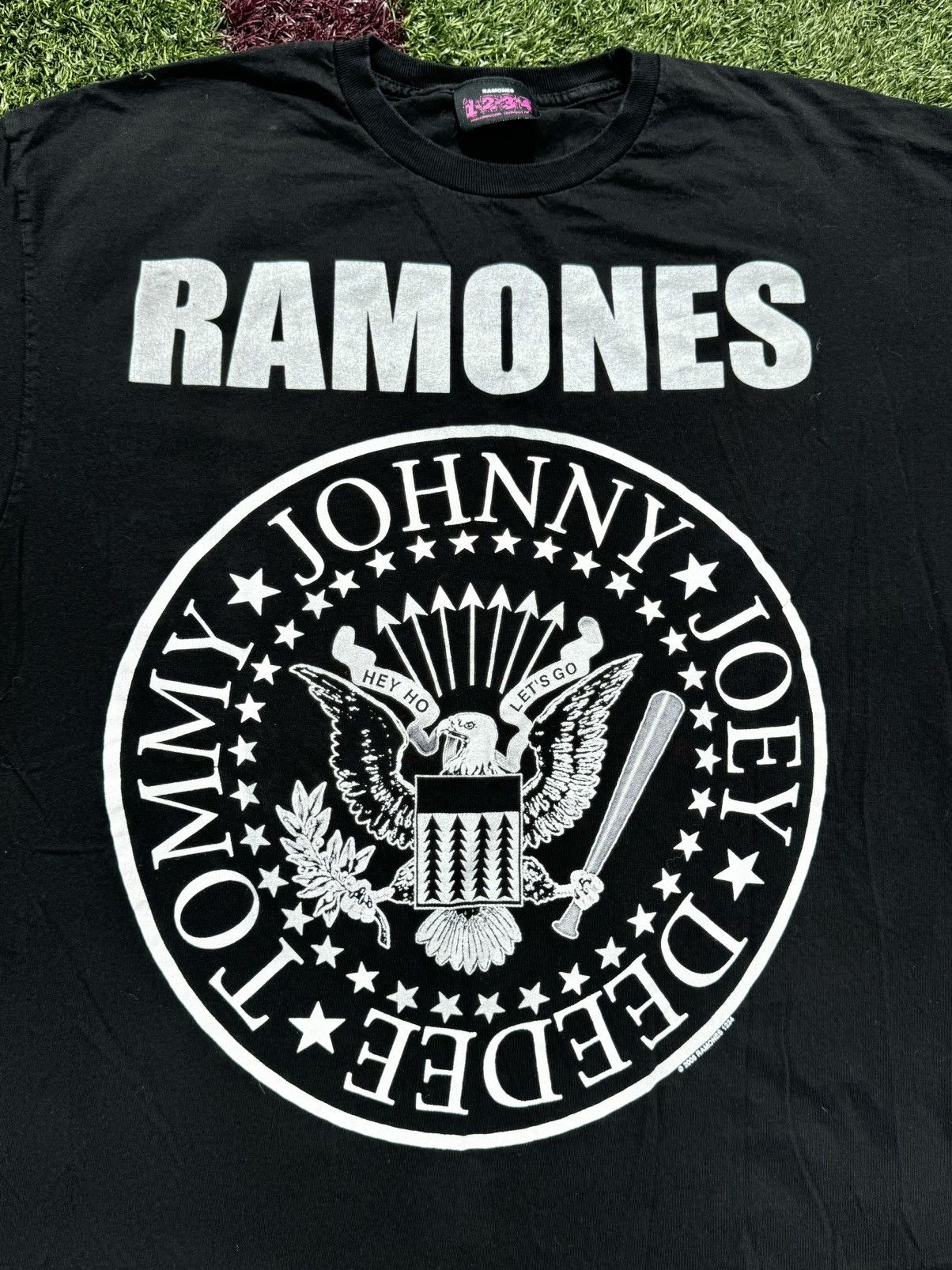 Band Tees × Vintage 2008 Ramones Presidential Logo Y2K Rock Band Shirt Size US XXL / EU 58 / 5 - 3 Thumbnail