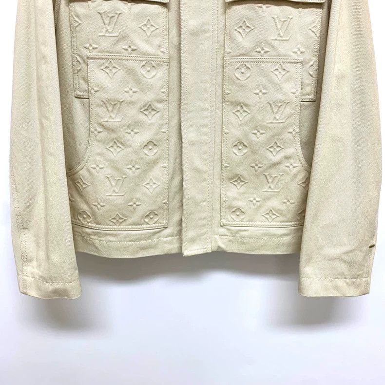Louis Vuitton LOUIS VUITTON Off-white embossed full-print denim jacket Size US M / EU 48-50 / 2 - 3 Thumbnail