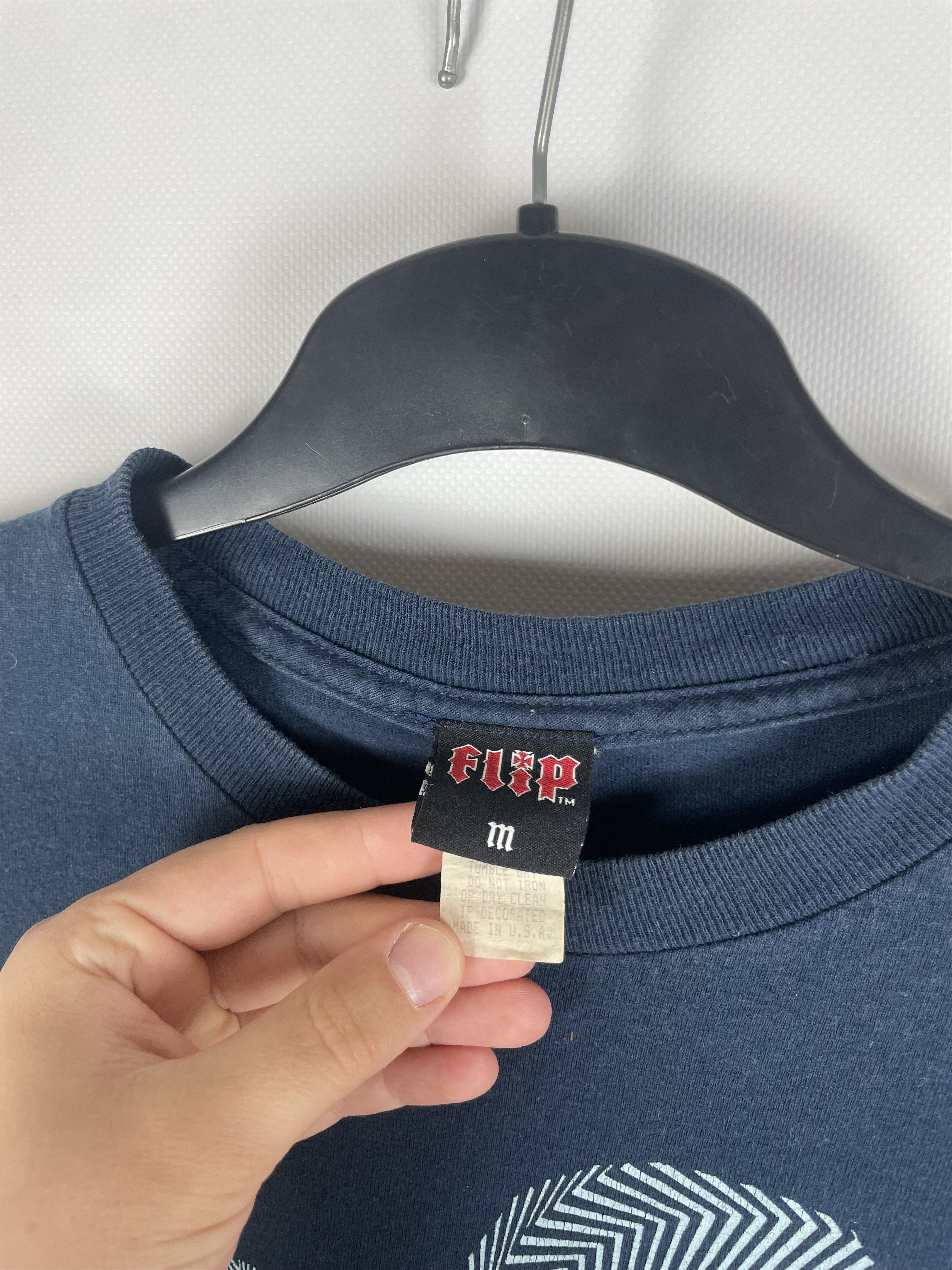 Flip Skateboards VINTAGE 90’s FLIP SKATEBOARDS TRASHED TEE Y2K HOOK-UPS Size US M / EU 48-50 / 2 - 5 Thumbnail