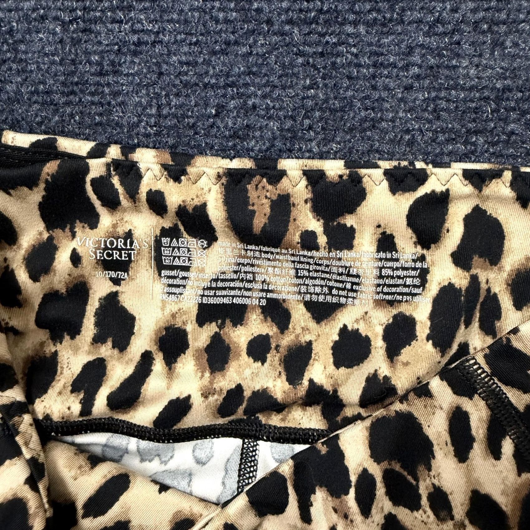 Victoria's Secret Victoria's Secret Leggings Womens M Brown Leopard Cropped Pockets Yoga Gym Leggings Size 42" / US 20 - 4 Thumbnail
