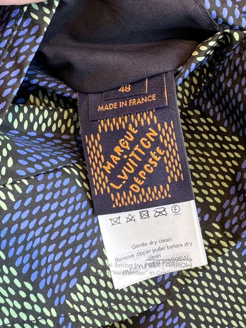 Louis Vuitton Louis Vuitton Monogram & Damier reversible windproof jacke Size US M / EU 48-50 / 2 - 6 Thumbnail