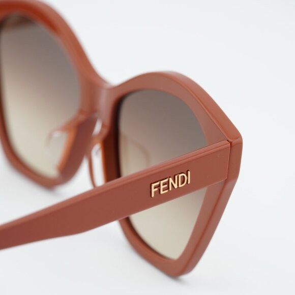 Fendi Fendi FE40175F 66F Sunglasses Red Butterfly Frame Size ONE SIZE - 8 Thumbnail
