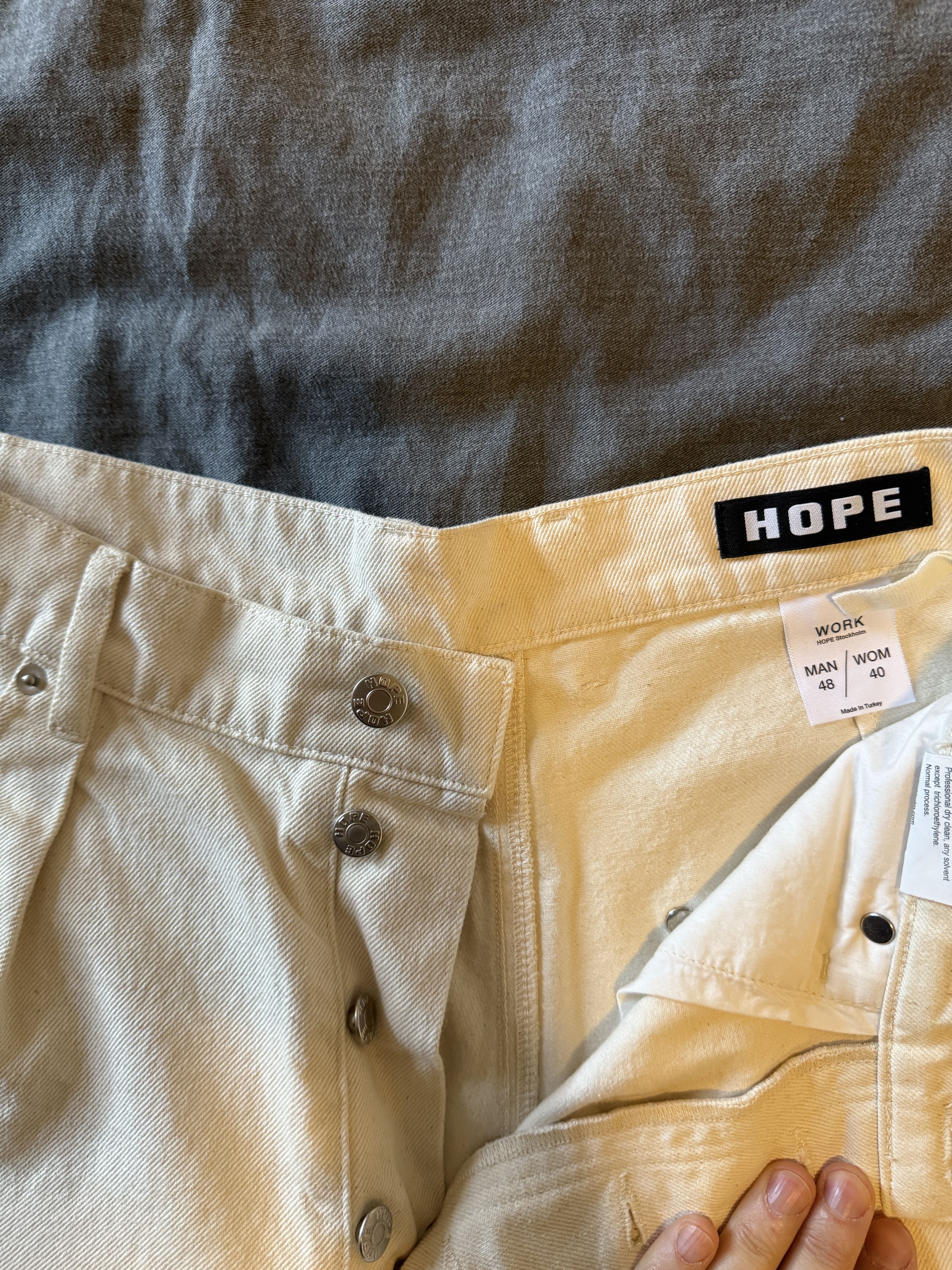 Hope White cut off denim shorts Size US 32 / EU 48 - 3 Thumbnail