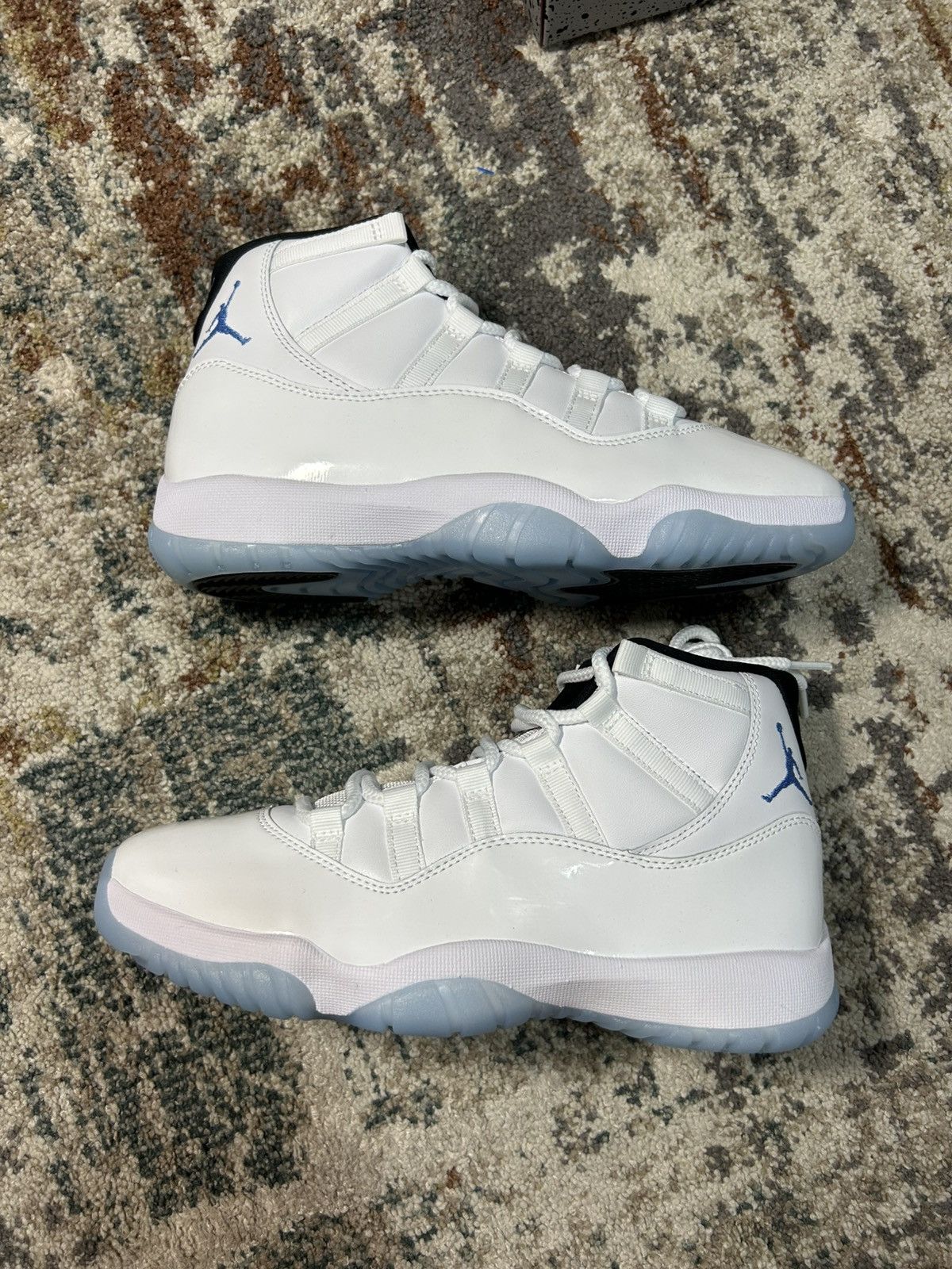 Jordan Brand Air Jordan 11 Legend Blue Columbia 2024 Size US 8 / EU 41 - 1 Thumbnail