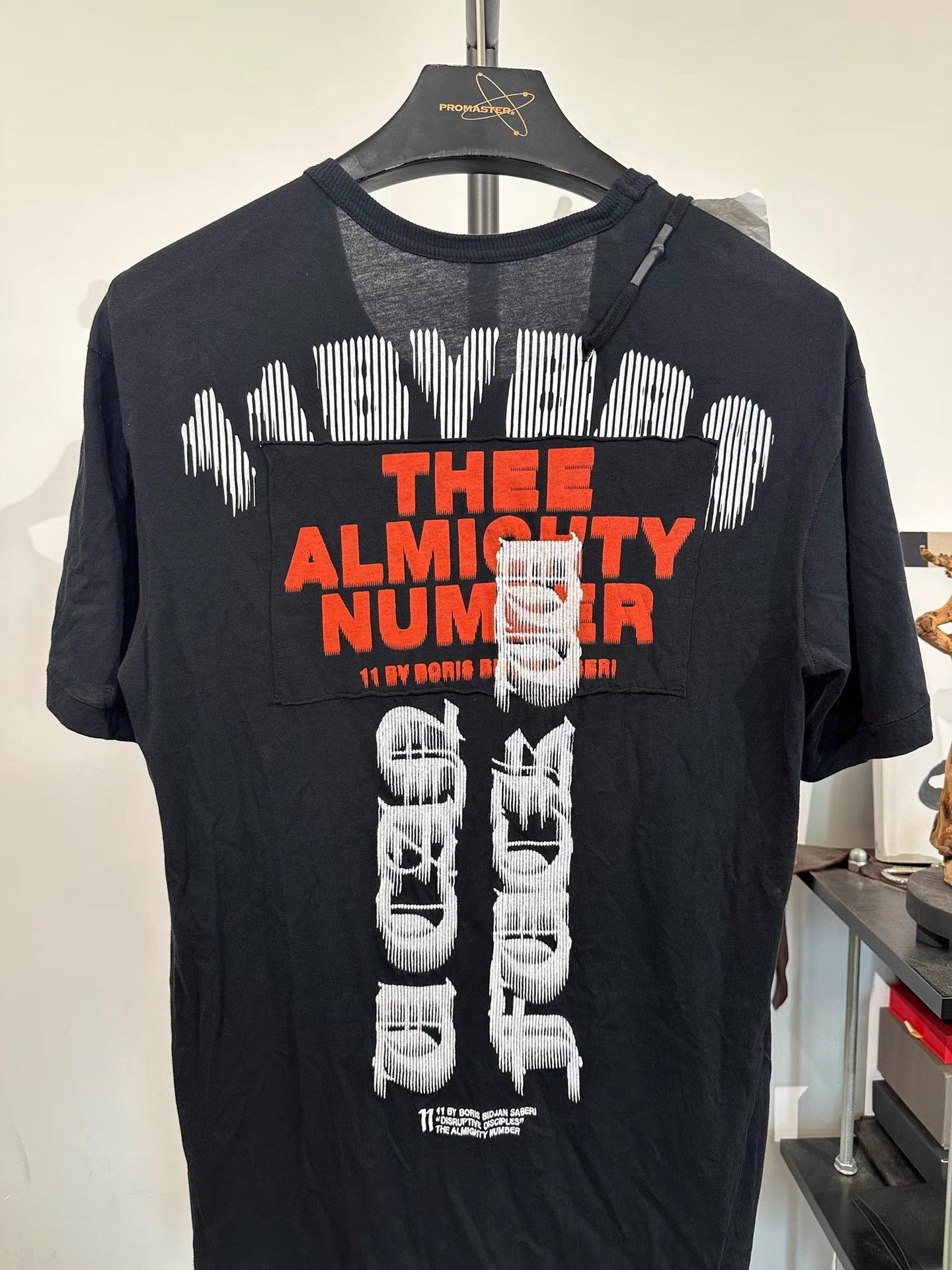 11 By Boris Bidjan Saberi 11by BBS Emblem Print T-Shirt K35 Size US L / EU 52-54 / 3 - 3 Thumbnail