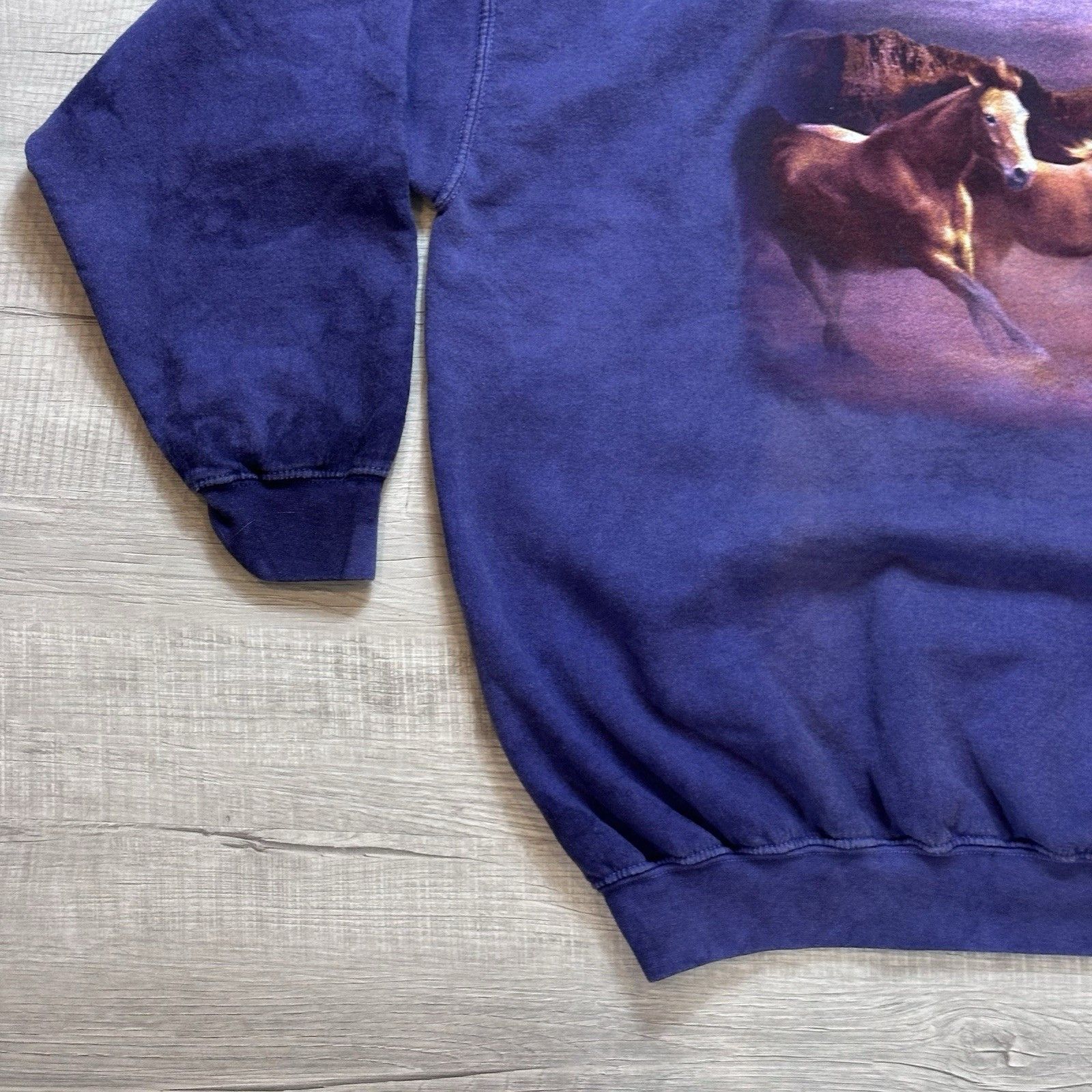 Gildan Vintage Y2K Gildan Crewneck Sweatshirt Wild Horses Purple Size US XXL / EU 58 / 5 - 2 Thumbnail