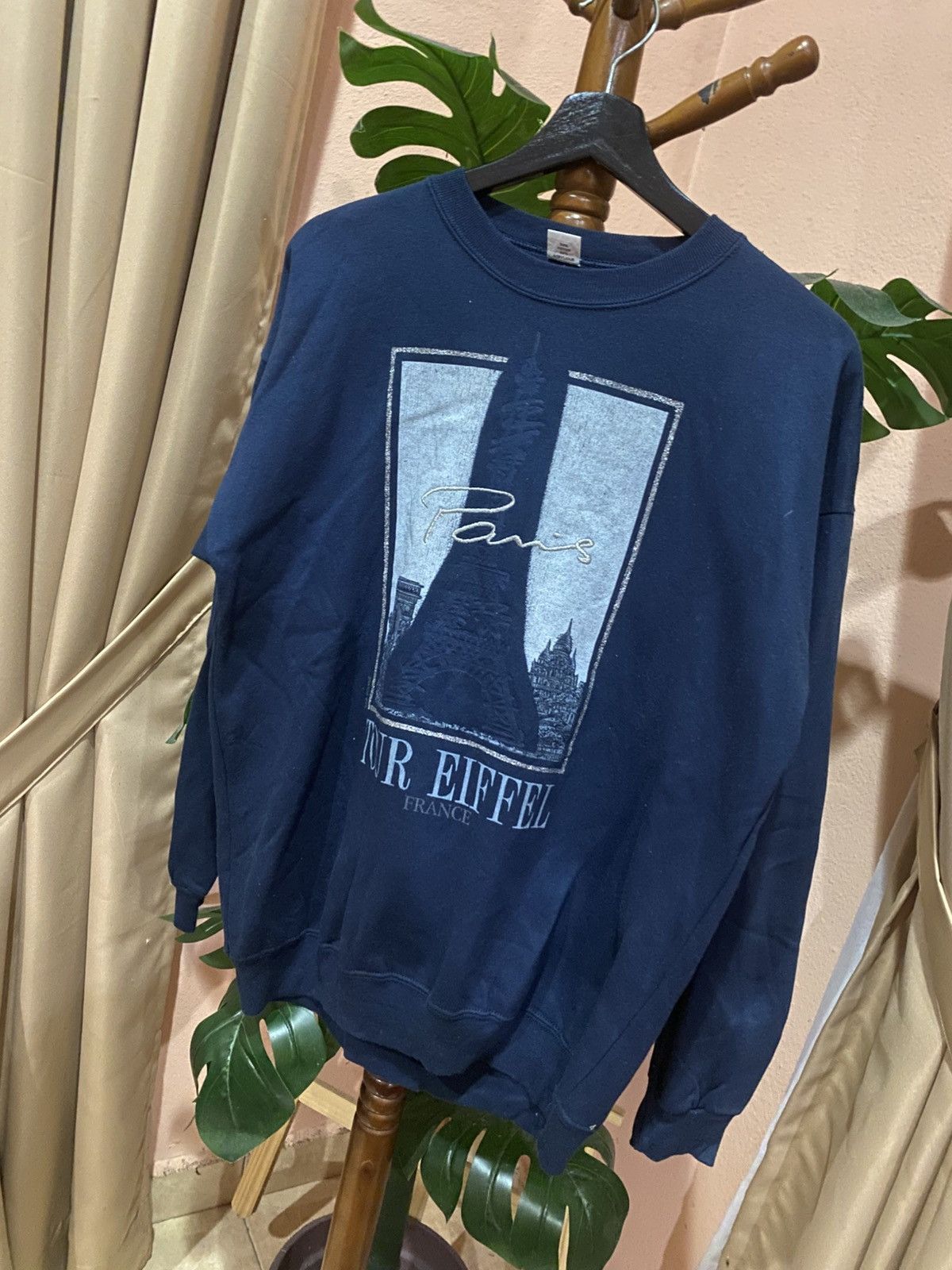 Vintage Vintage Paris Eiffel Tower Sweatshirt - Made in France Size US L / EU 52-54 / 3 - 2 Thumbnail