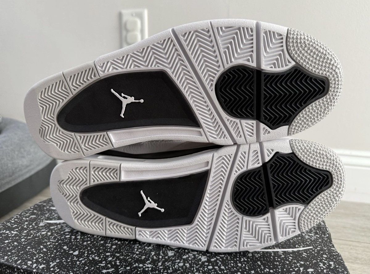 Jordan Brand Jordan 4 Retro Military Black White Black Neutral Grey Sz 12 Size US 12 / EU 45 - 8 Thumbnail
