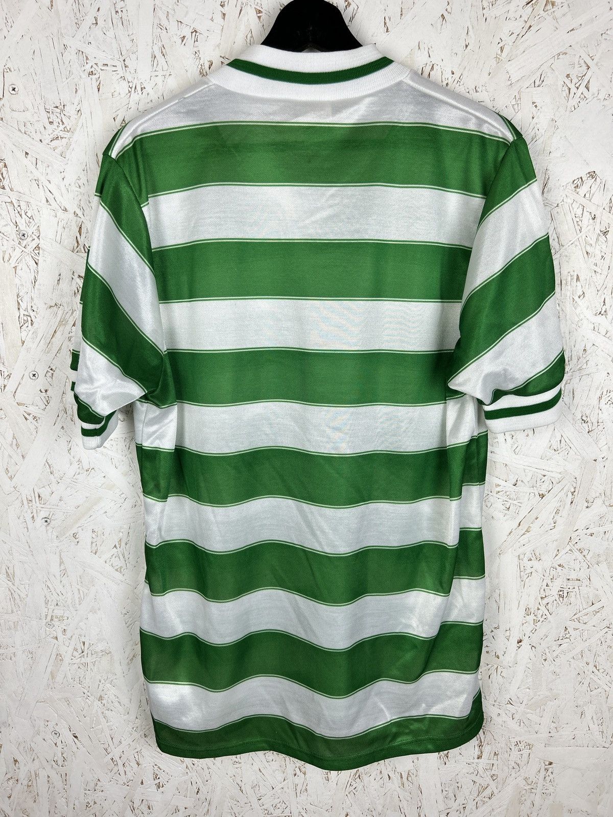 Umbro Umbro Celtic FC 1982/83/84 Home Kit Soccer Jersey Size L Size US L / EU 52-54 / 3 - 4 Thumbnail