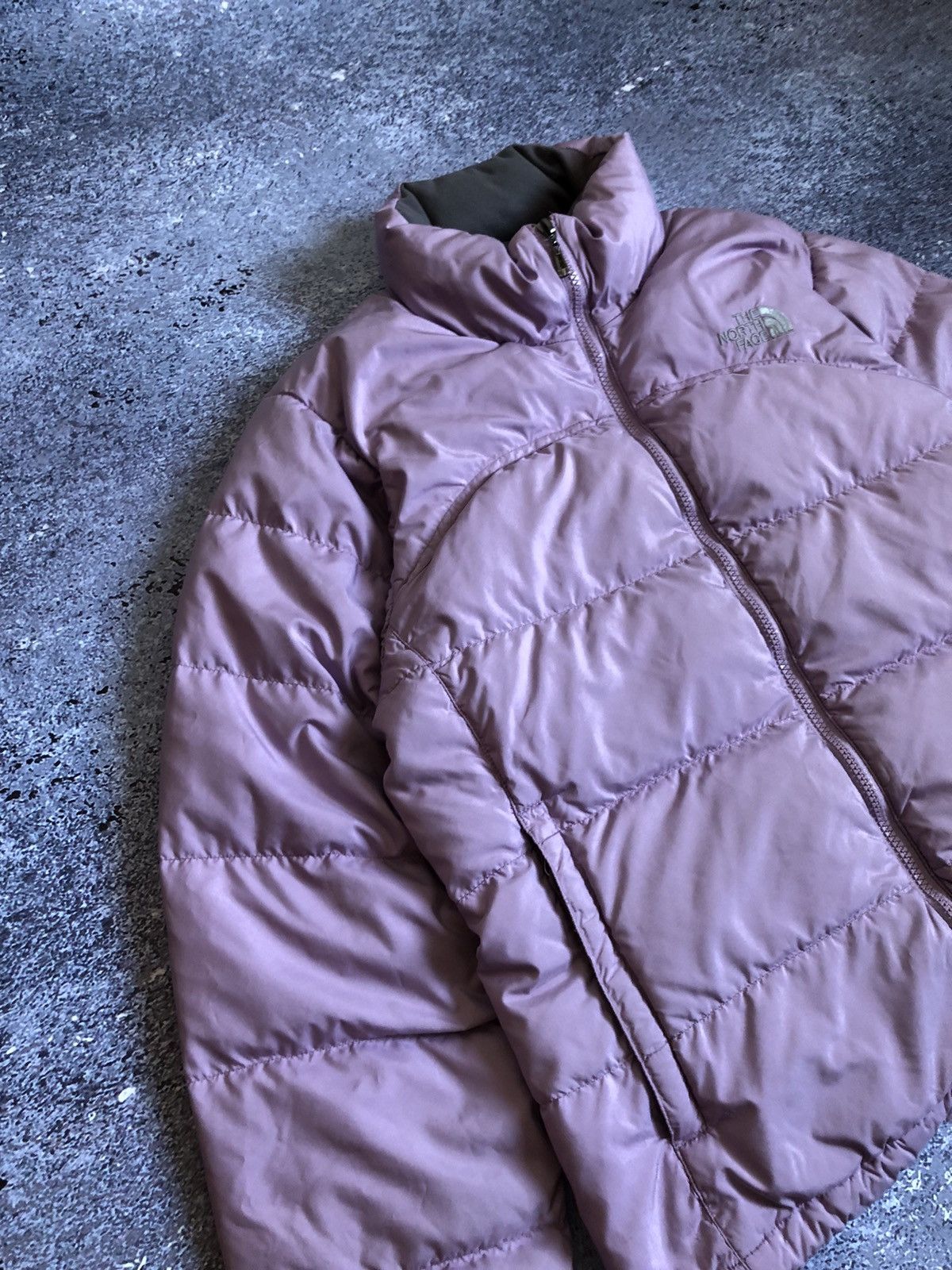 The North Face × Vintage Vintage The North Face 700 Purple Nuptsen Down Puffer Size M / US 6-8 / IT 42-44 - 3 Thumbnail