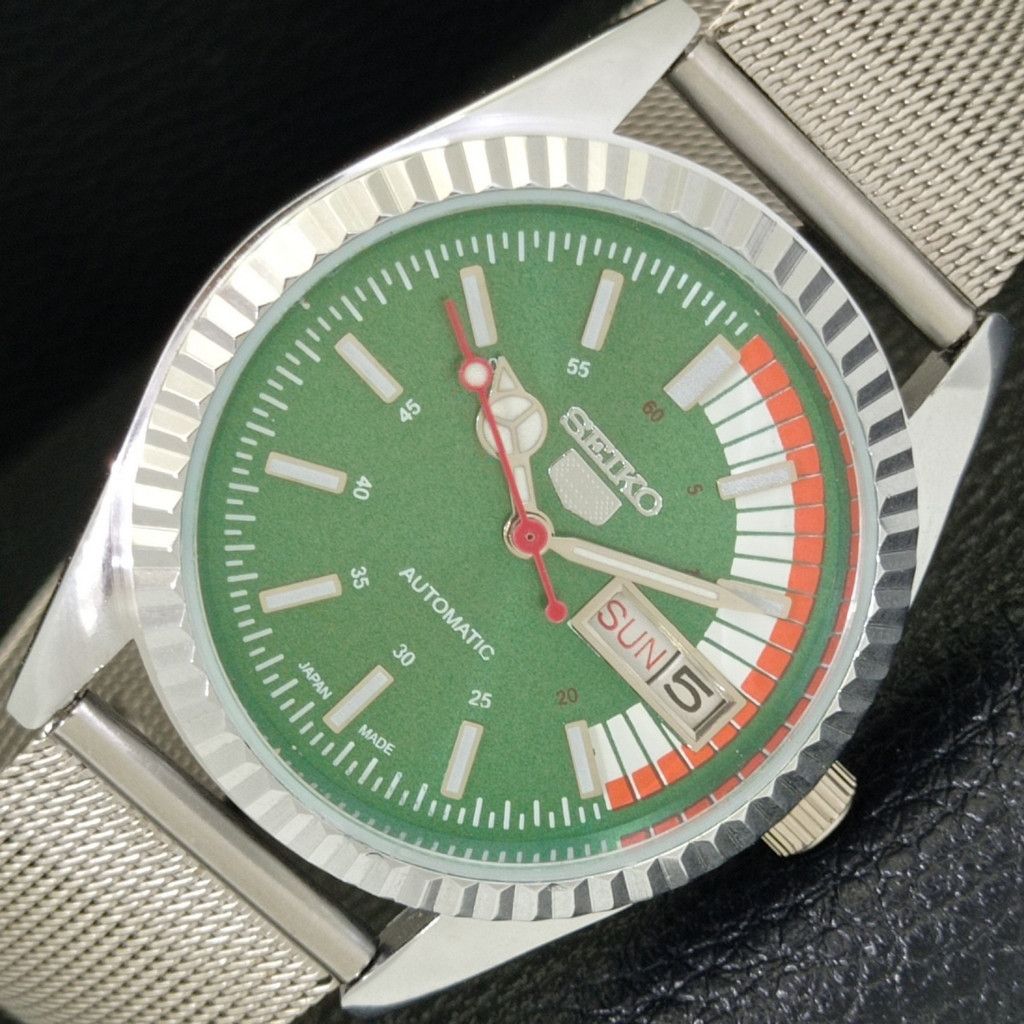Seiko REFURBISHED VINTAGE SEIKO 5 AUTO JAPAN MENS WATCH a440680 Size 38 - 1 Thumbnail
