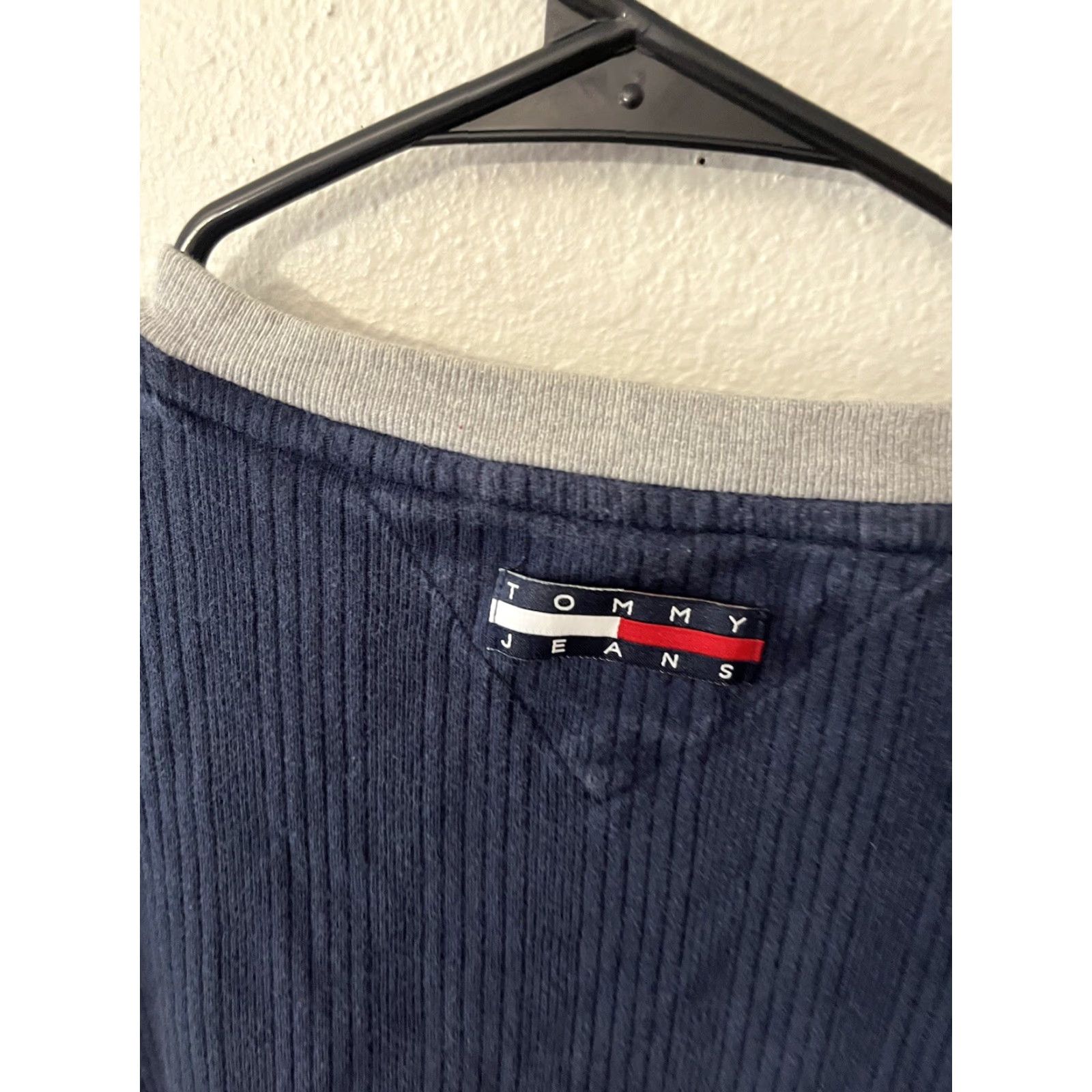 Tommy Hilfiger VINTAGE Tommy Hilfiger Tommy Jeans Pullover Sweater Long Sleeve V-Neck Ribbed Blue XL Men - 2000s Shirt? Size US XL / EU 56 / 4 - 5 Thumbnail