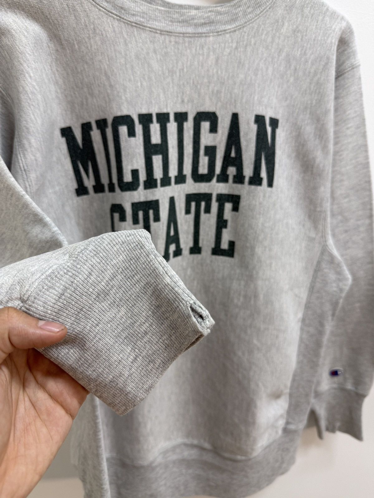 Champion Vintage 80s Champion Reverse Weave Michigan State sweatshirt Size US L / EU 52-54 / 3 - 7 Thumbnail