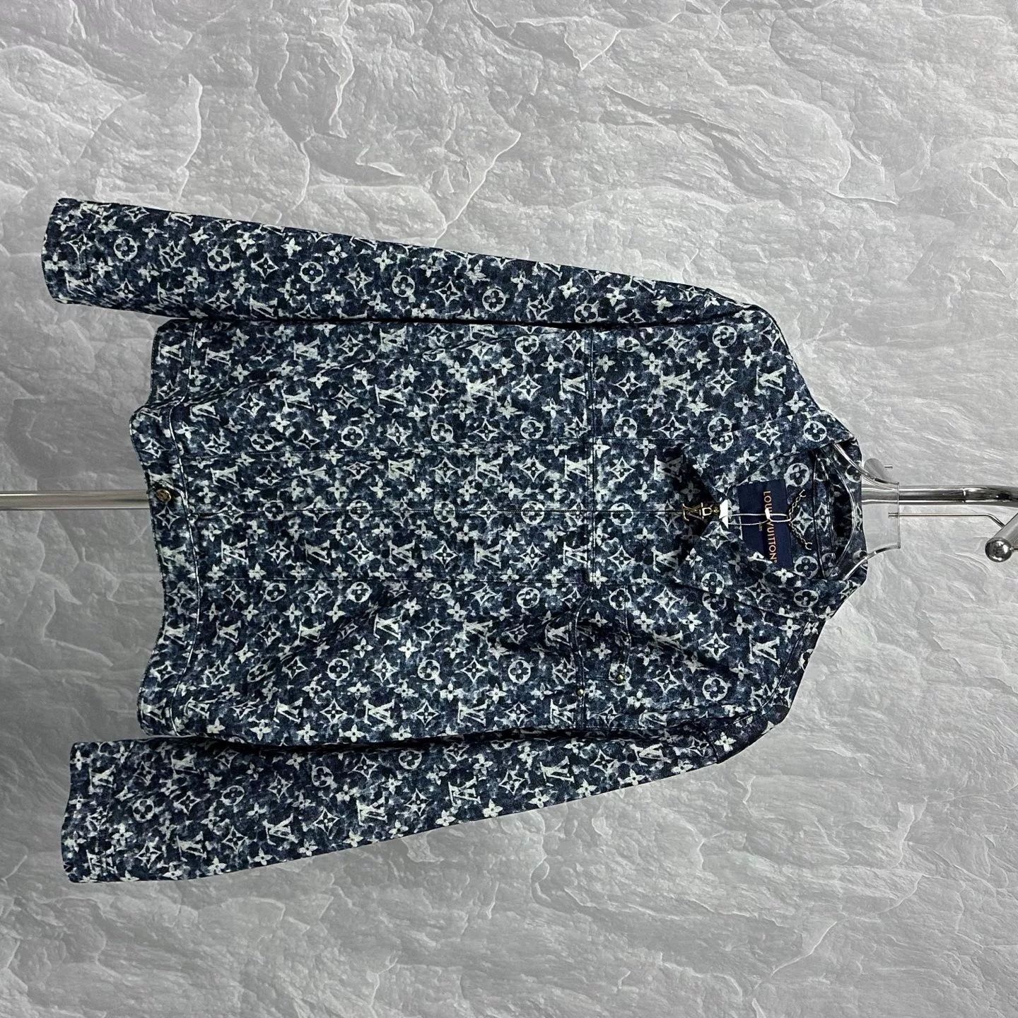 Louis Vuitton louis vuitton denim jacket with floral print Size US L / EU 52-54 / 3 - 1 Thumbnail