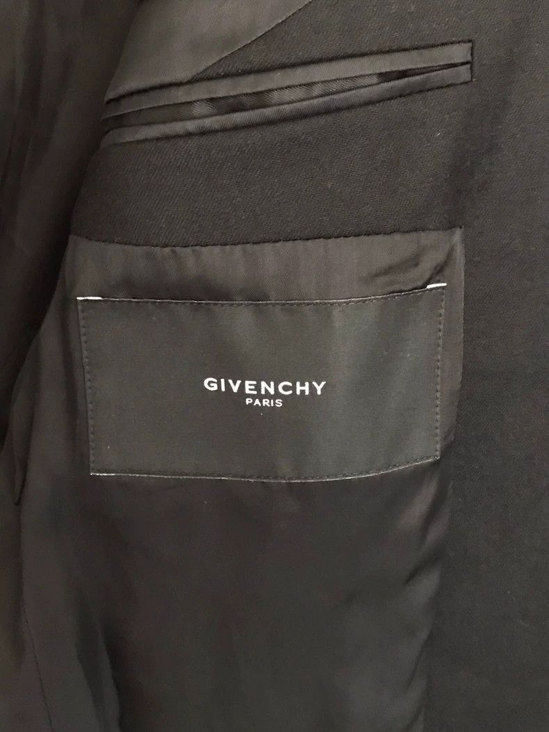 Givenchy Givenchy Men's Casual Suit Size US M / EU 48-50 / 2 - 7 Thumbnail