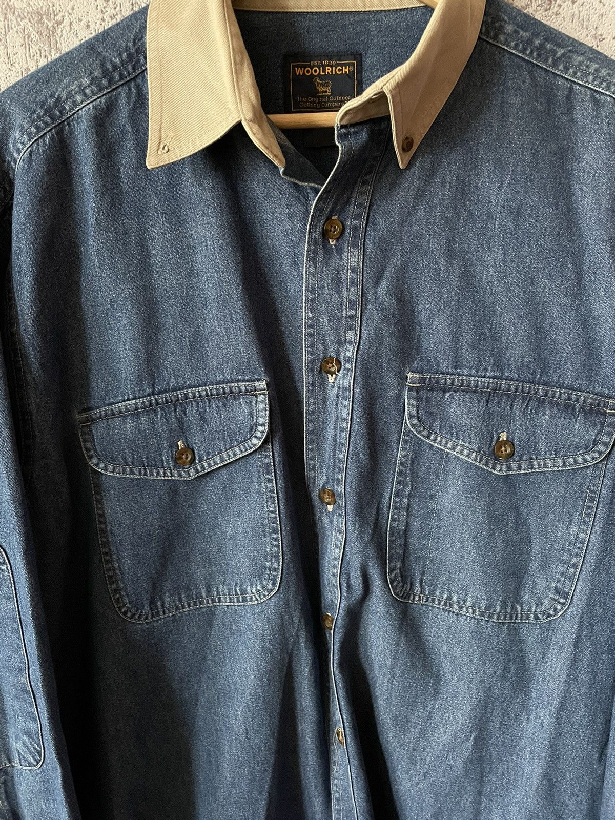 Vintage Vintage Woolrich Denim Jeans Button Up Shirt Size US L / EU 52-54 / 3 - 5 Thumbnail
