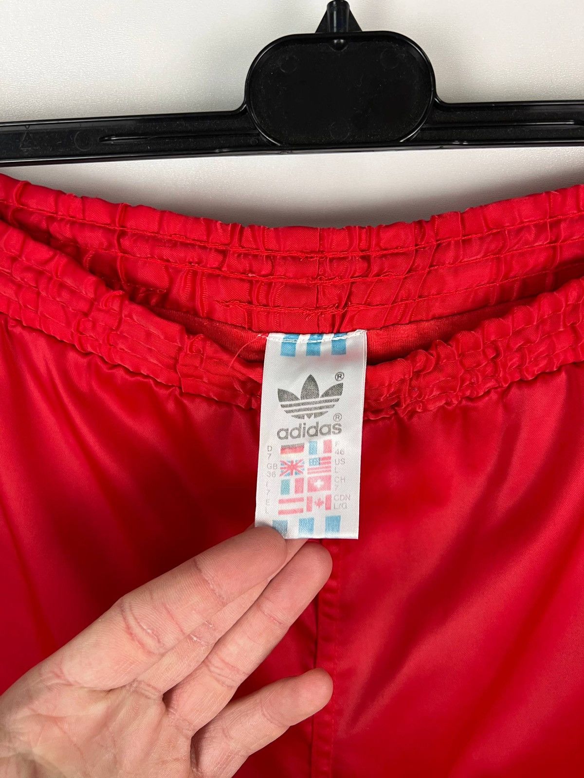 Adidas Adidas 90s vintage short size L 33 Size US 33 - 5 Thumbnail