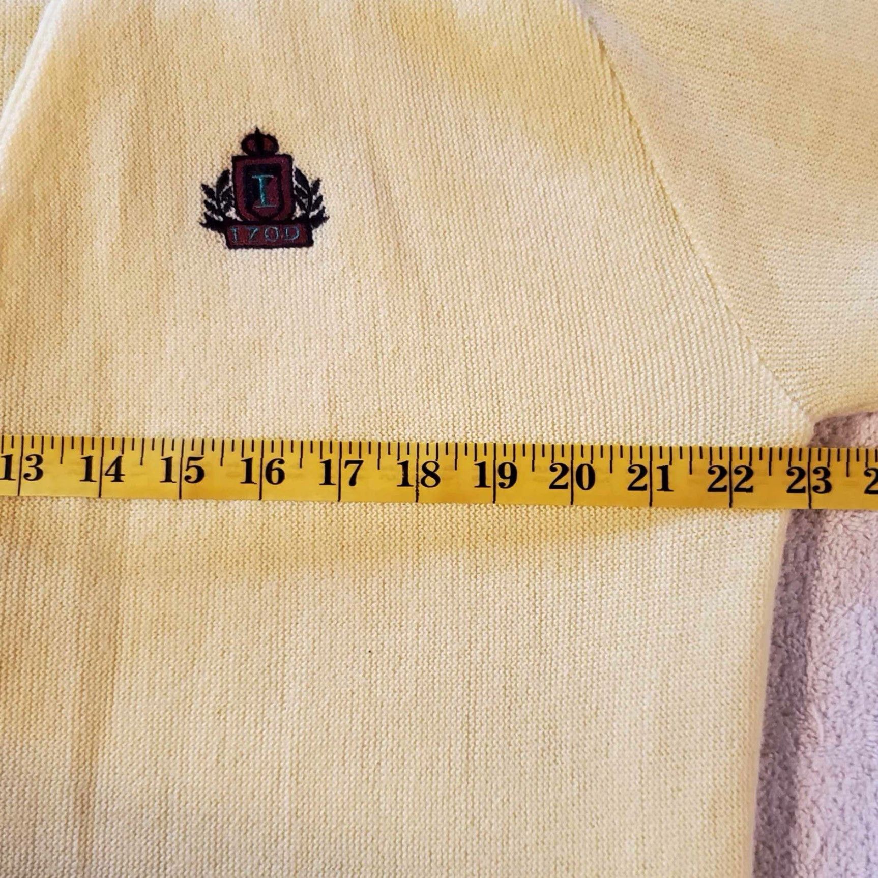 Izod VINTAGE IZOD Cardigan Sweater Mens Medium Butter Yellow Preppy Knit Button Up Size US L / EU 52-54 / 3 - 4 Thumbnail