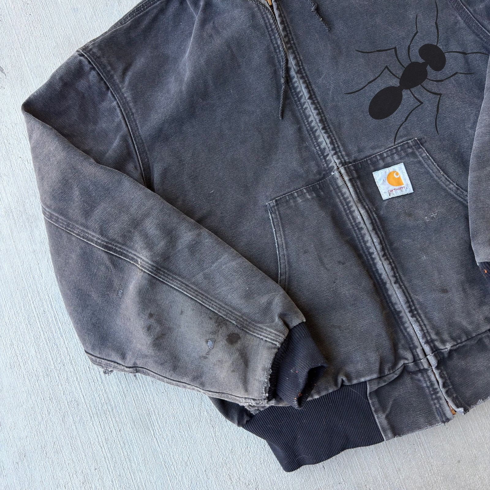 Carhartt × Vintage Vintage Y2K Carhartt black hooded work wear jacket Size US L / EU 52-54 / 3 - 2 Thumbnail