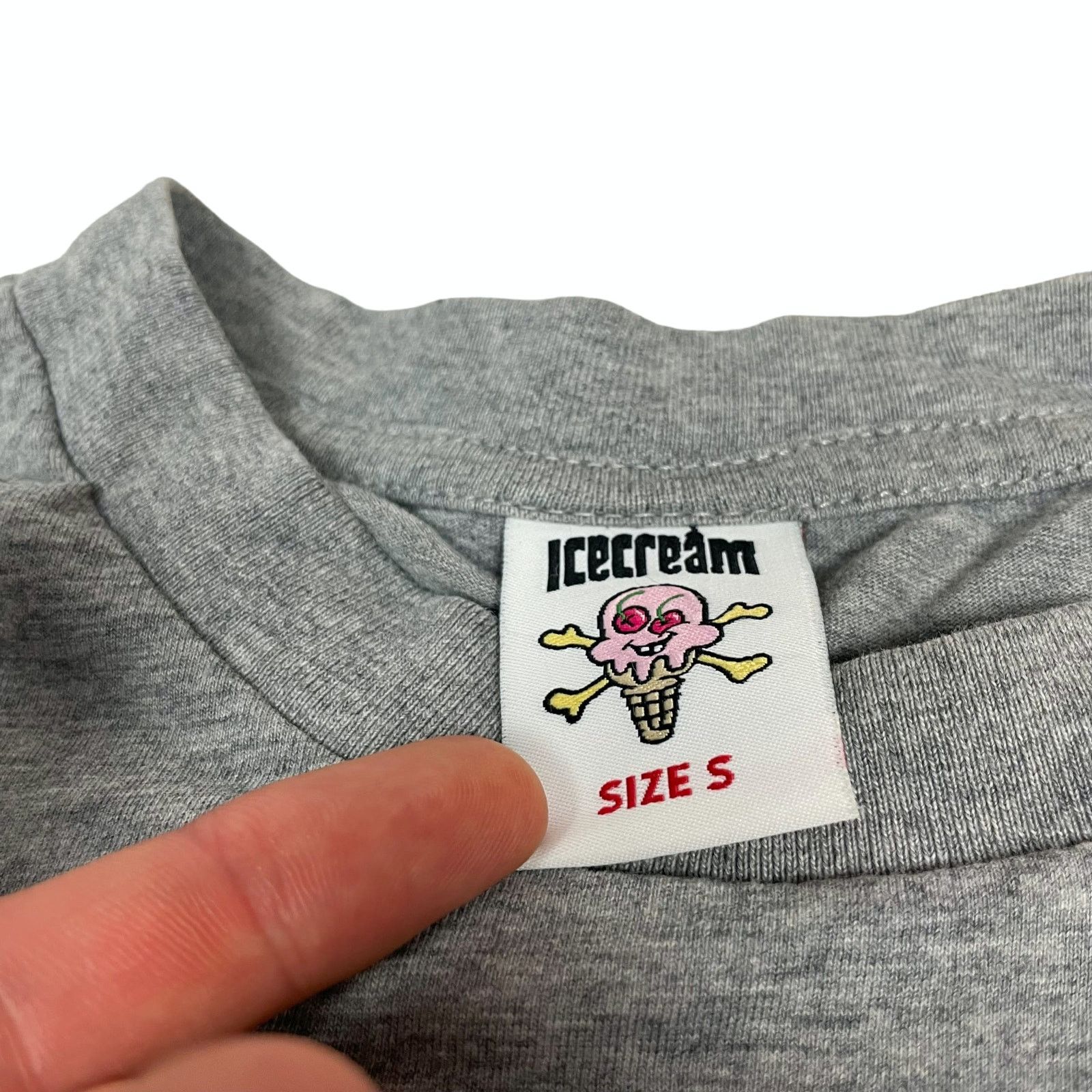Icecream Ice Cream Men Gray Cotton Long Sleeve Pullover T-Shirt Small Size US S / EU 44-46 / 1 - 9 Thumbnail