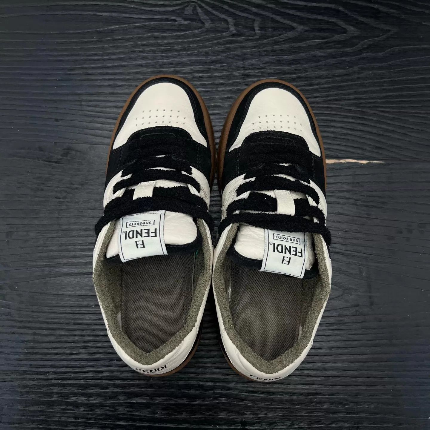 Fendi Fendi Match Black 38 Worn 2x Like New w/ Box & Accs Size US 7.5 / IT 37.5 - 3 Thumbnail