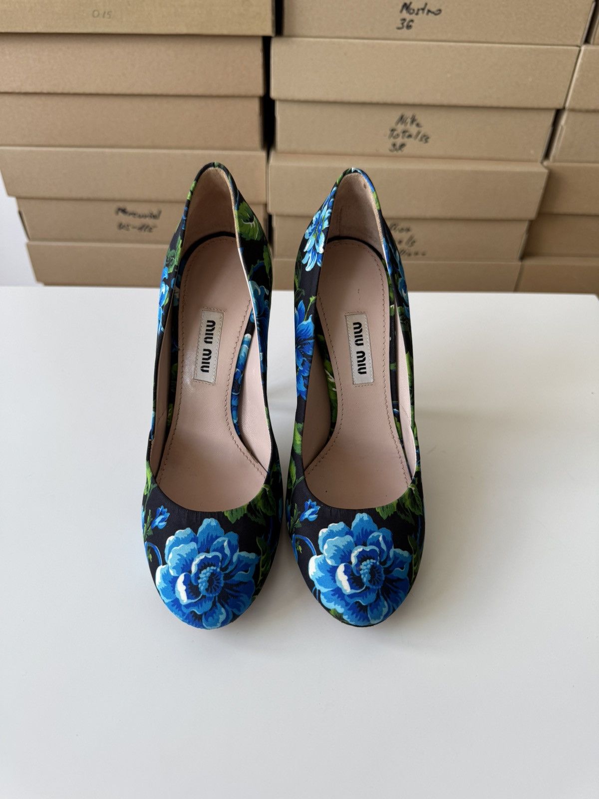 Miu Miu × Prada Miu Miu Blue Floral Printed Canvas Pumps Size US 6 / IT 36 - 6 Thumbnail