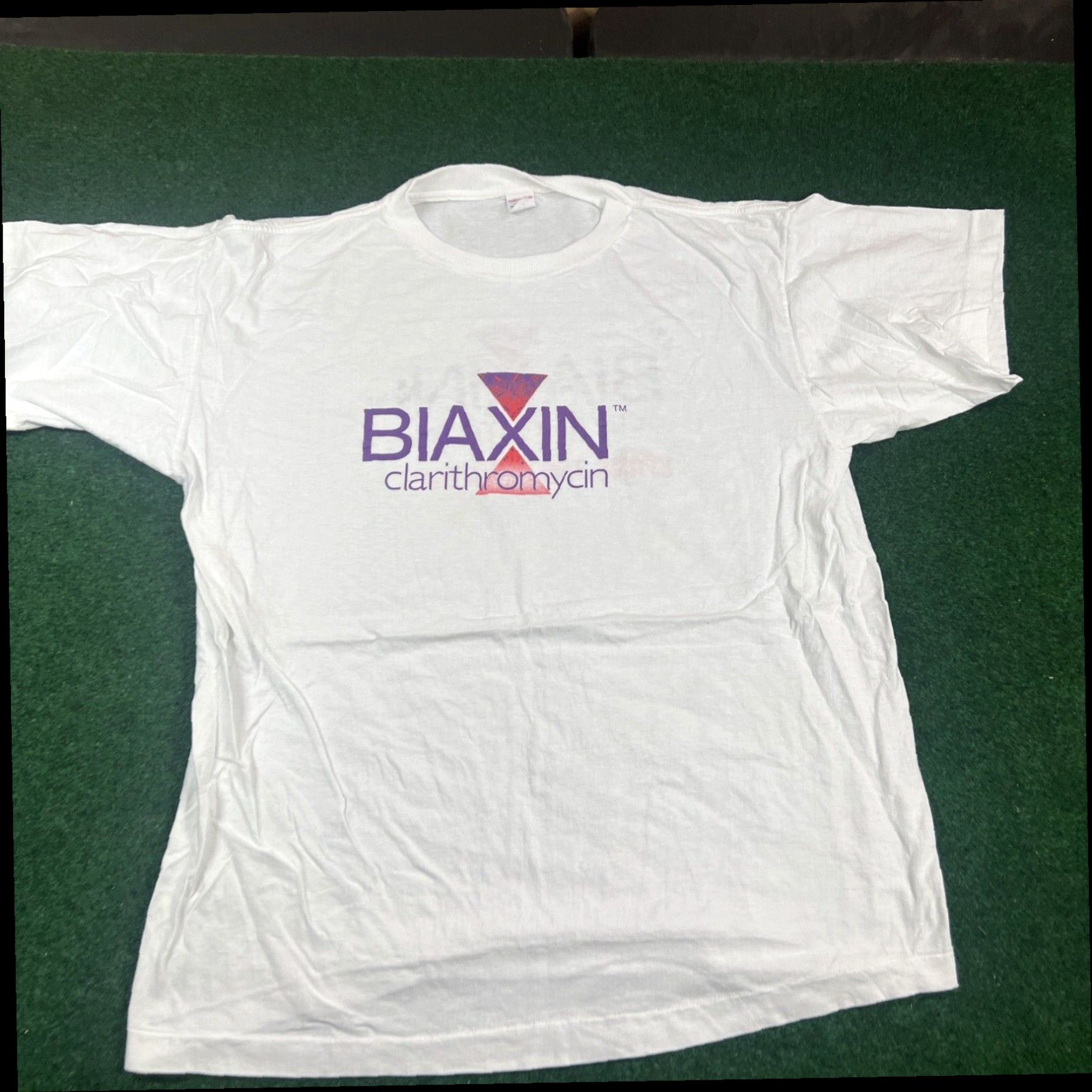 Logo 7 Vintage 80s Biaxin Clarithromycin Logo Promo White Single Stitched Graphic Tee Size US XL / EU 56 / 4 - 1 Thumbnail