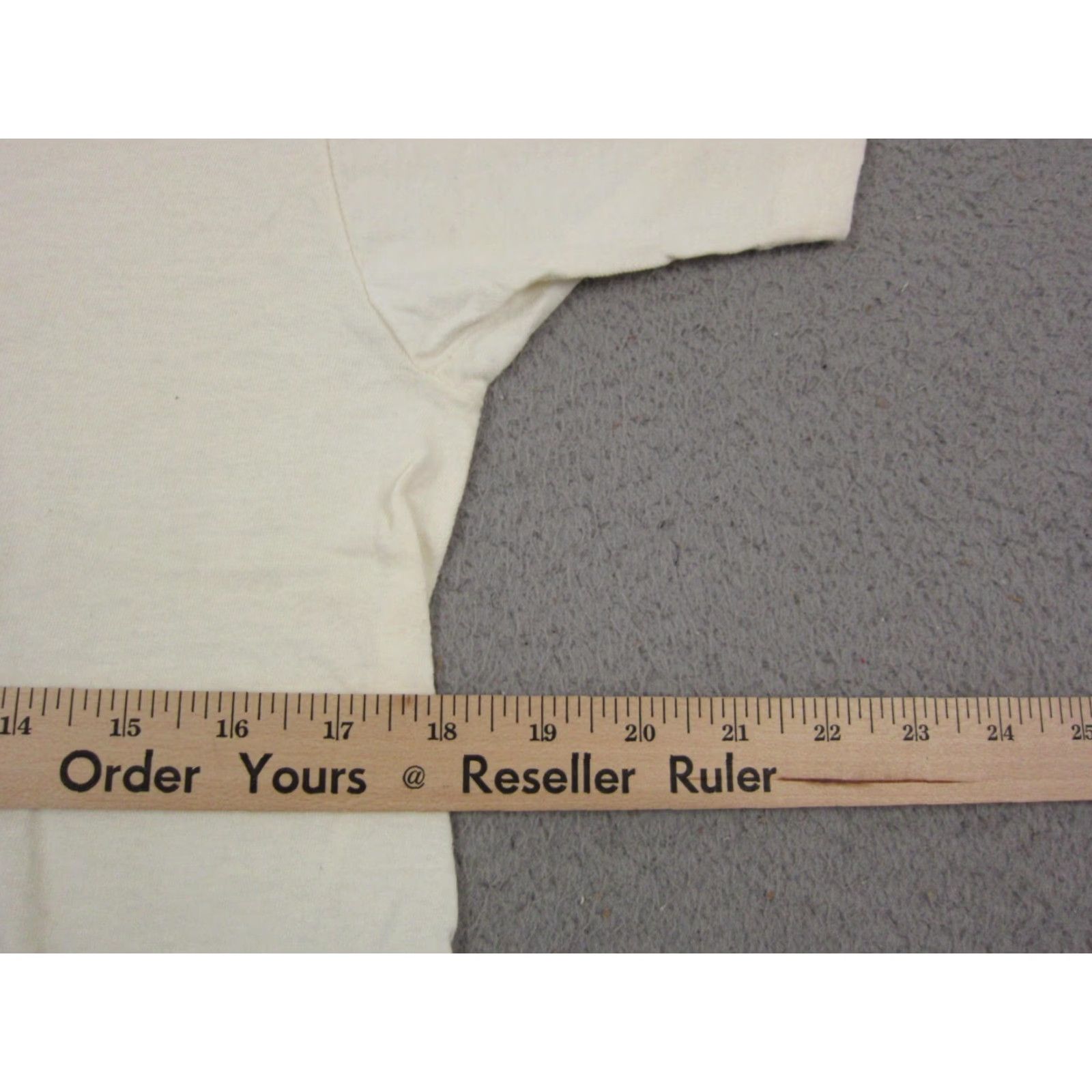Fruit Of The Loom VINTAGE Fruit of the Loom Shirt Mens L White 1980s Jersey Cotton T-Shirt Short Sleeve V-Neck 70s Made in USA Mens Size US L / EU 52-54 / 3 - 6 Thumbnail