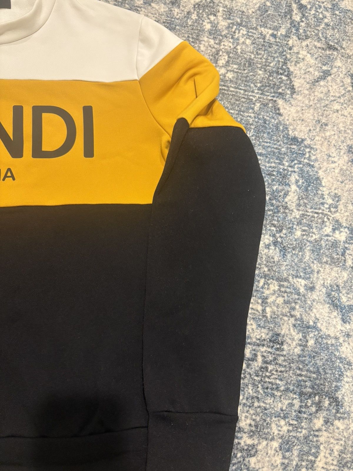 Fendi Men’s Rare Fendi Long sleeve sweater in yellow/black/white Size US S / EU 44-46 / 1 - 3 Thumbnail
