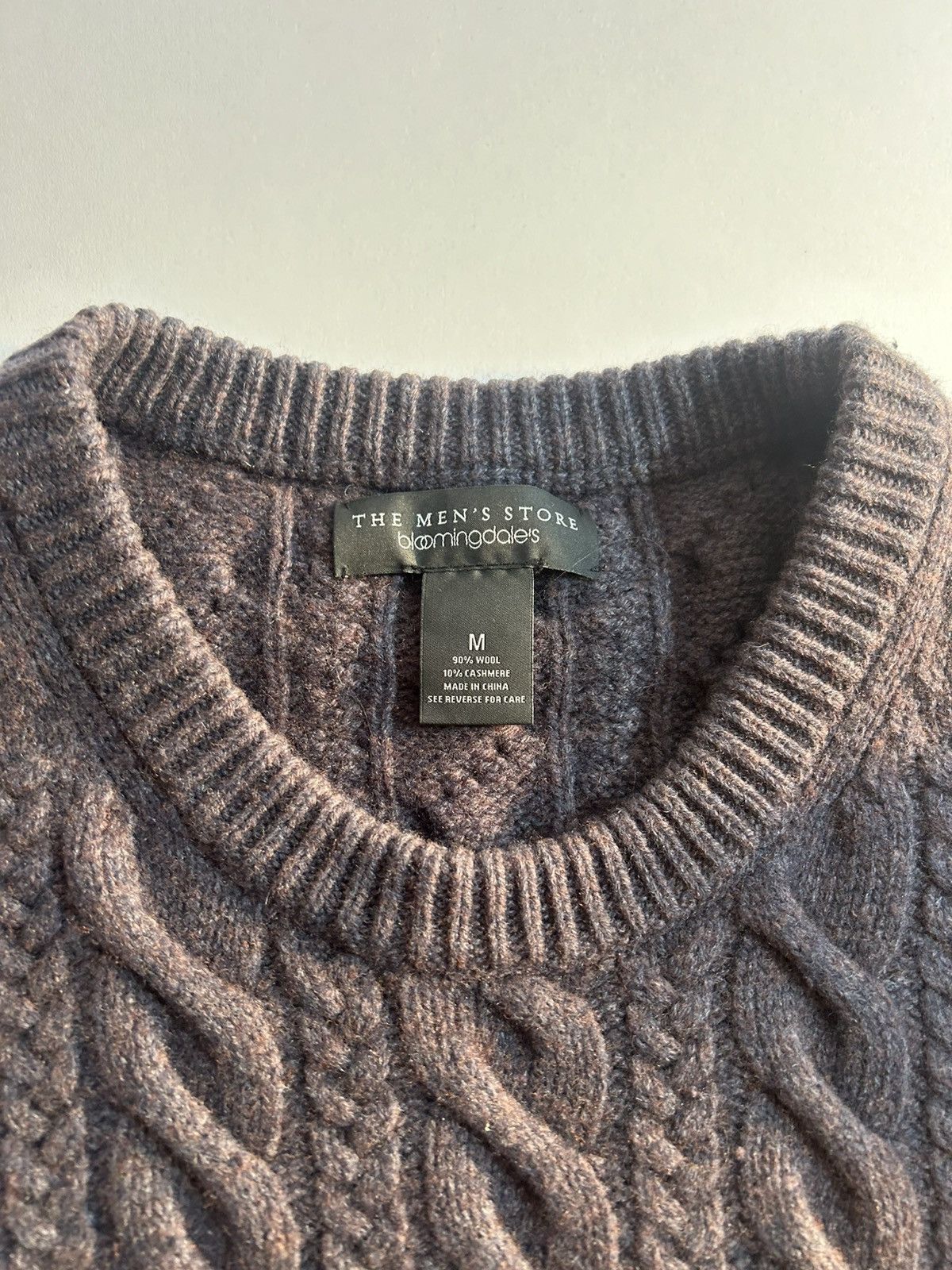 Bloomingdale's Chunky cable knit, Bloomingdale’s the Men’s Store Size US M / EU 48-50 / 2 - 2 Thumbnail