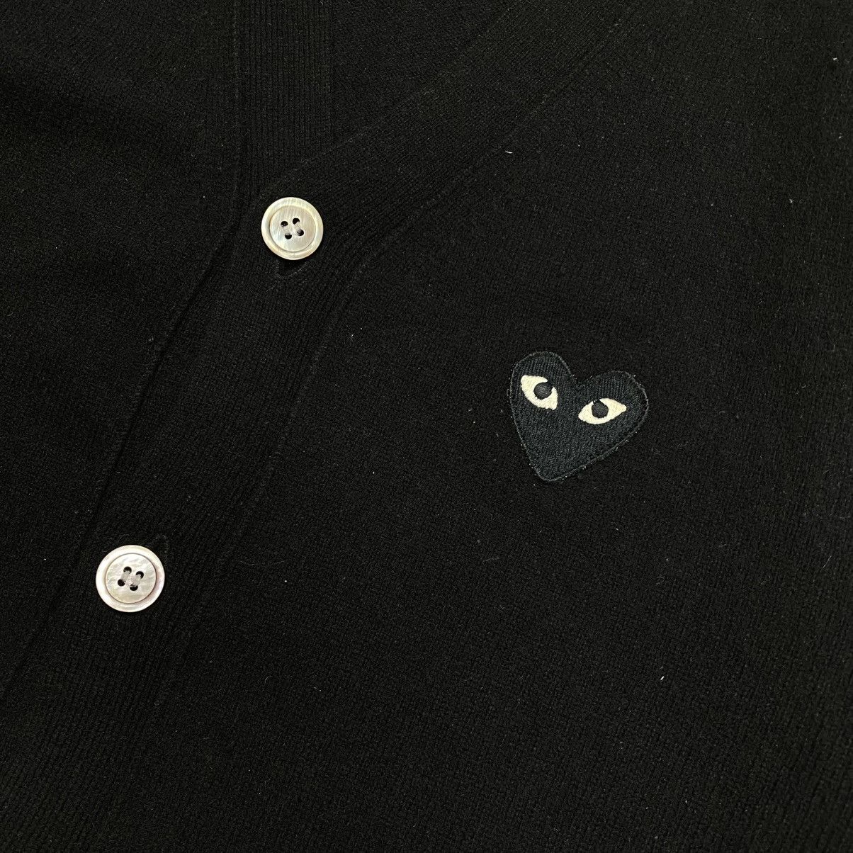 Comme des Garcons PLAY Comme des Garcons Play V-Neck Wool Cardigan Size US S / EU 44-46 / 1 - 6 Thumbnail