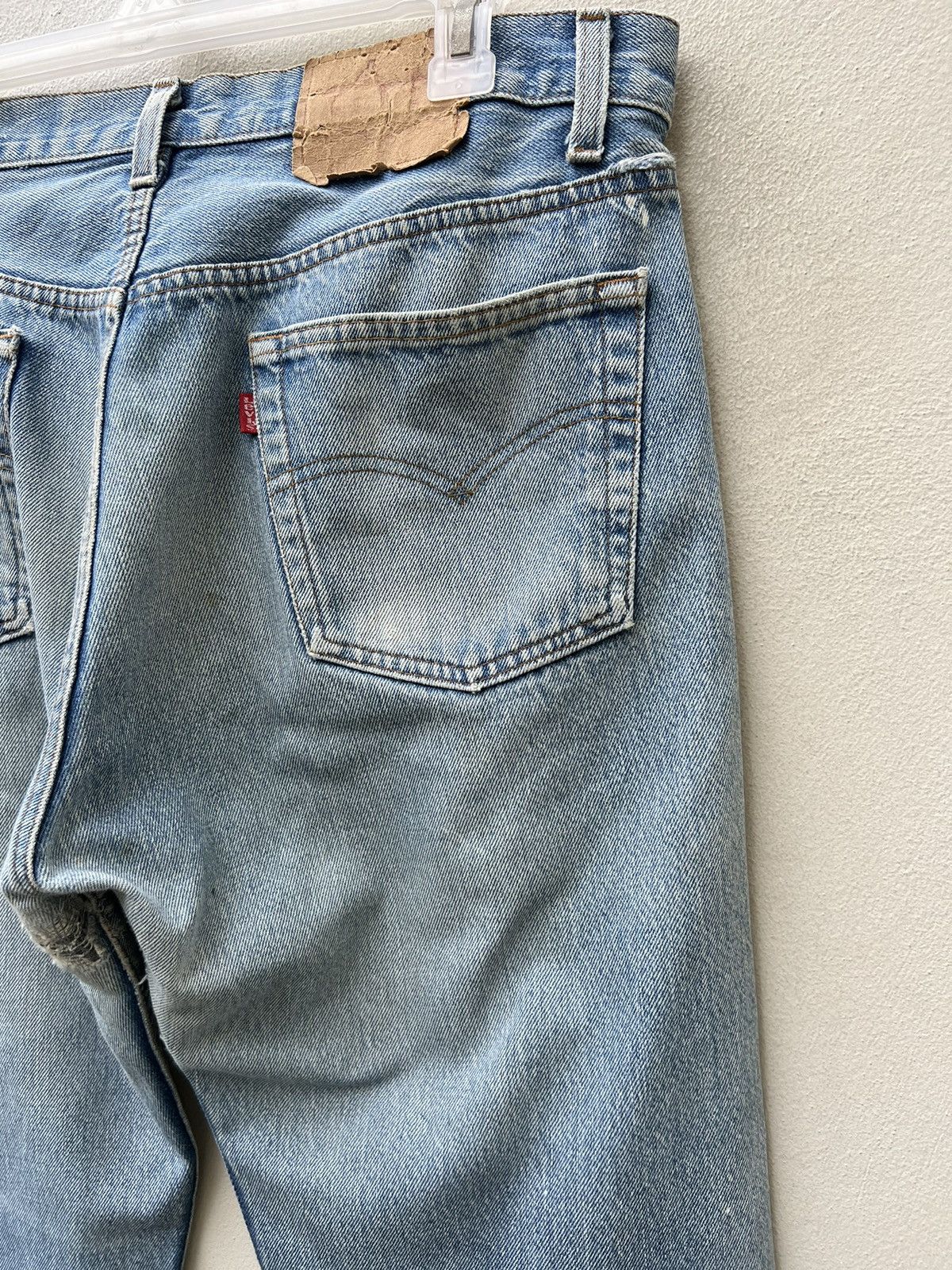 Levi's Vintage 80s Levi’s 501 Ripped Faded Blue Denim Jeans Size US 34 / EU 50 - 19 Thumbnail