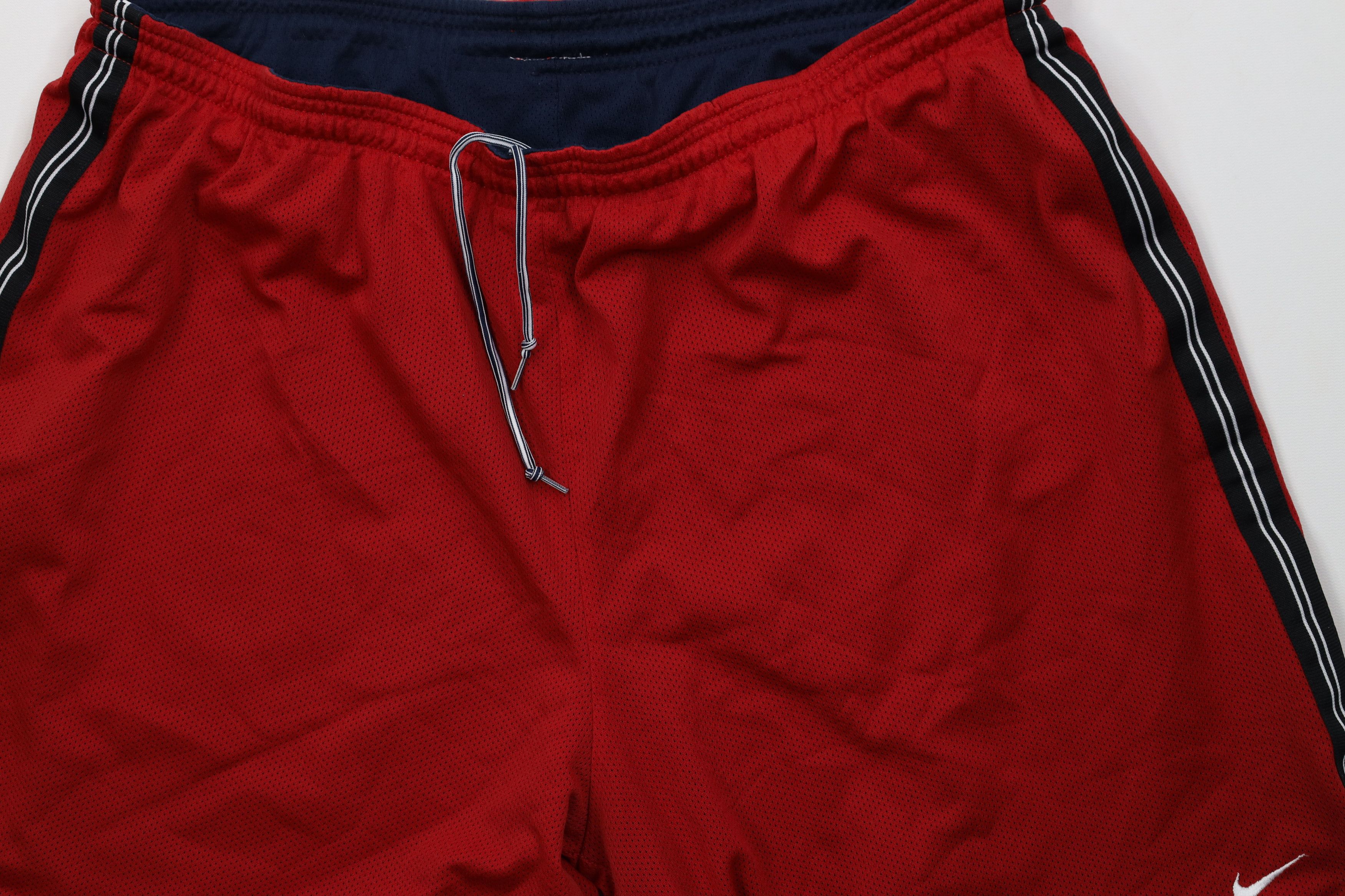 Nike Vintage Nike Reversible Jogging Soccer Shorts Mesh Red Blue Size US 36 / EU 52 - 3 Thumbnail