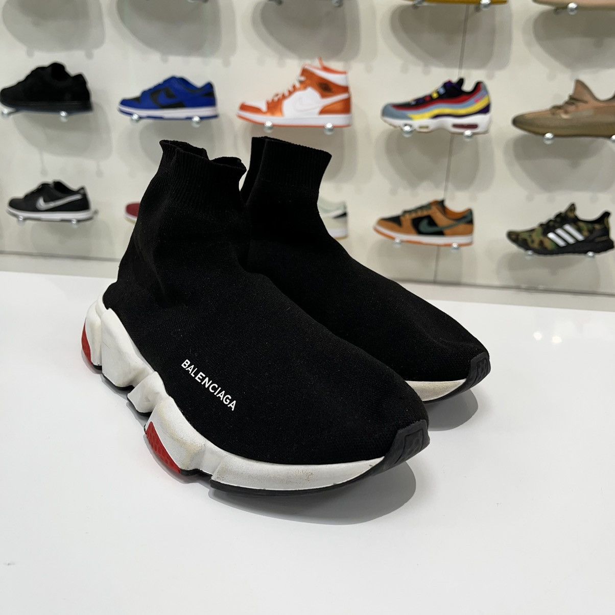 Balenciaga Balenciaga speed Trainer Black White Red Size US 6 / EU 39 - 6 Thumbnail