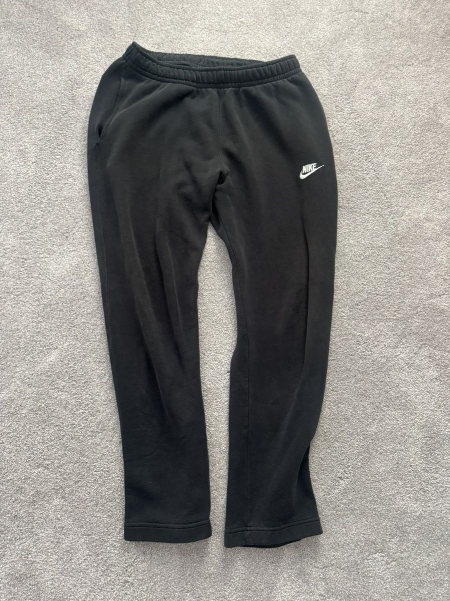Nike Black nike joggers Size US 32 / EU 48 - 1 Thumbnail
