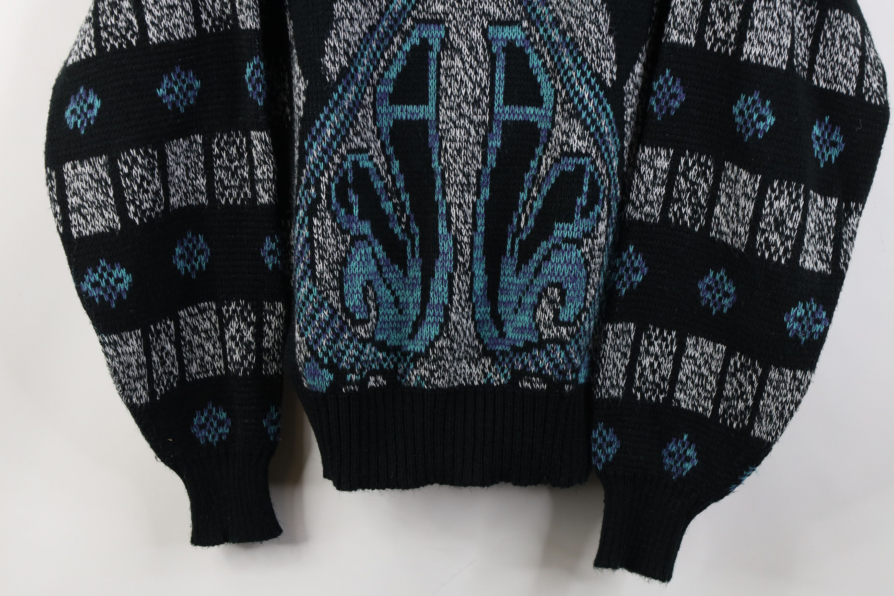 Vintage Vintage 90s Coogi Style Geometric Knit Crewneck Sweater Size M / US 6-8 / IT 42-44 - 3 Thumbnail