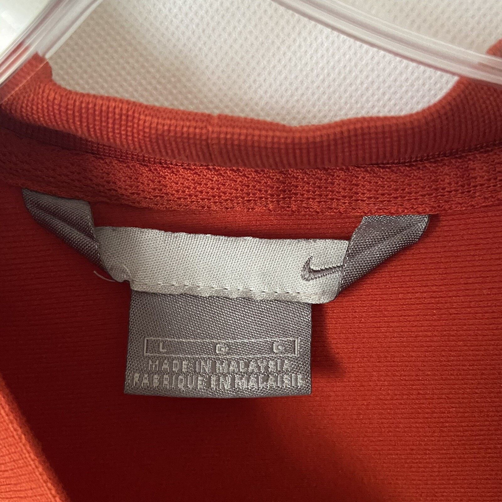 Nike Nike Shirt Orange Activewear Crew Neck Center Swoosh Casual Size US L / EU 52-54 / 3 - 3 Thumbnail