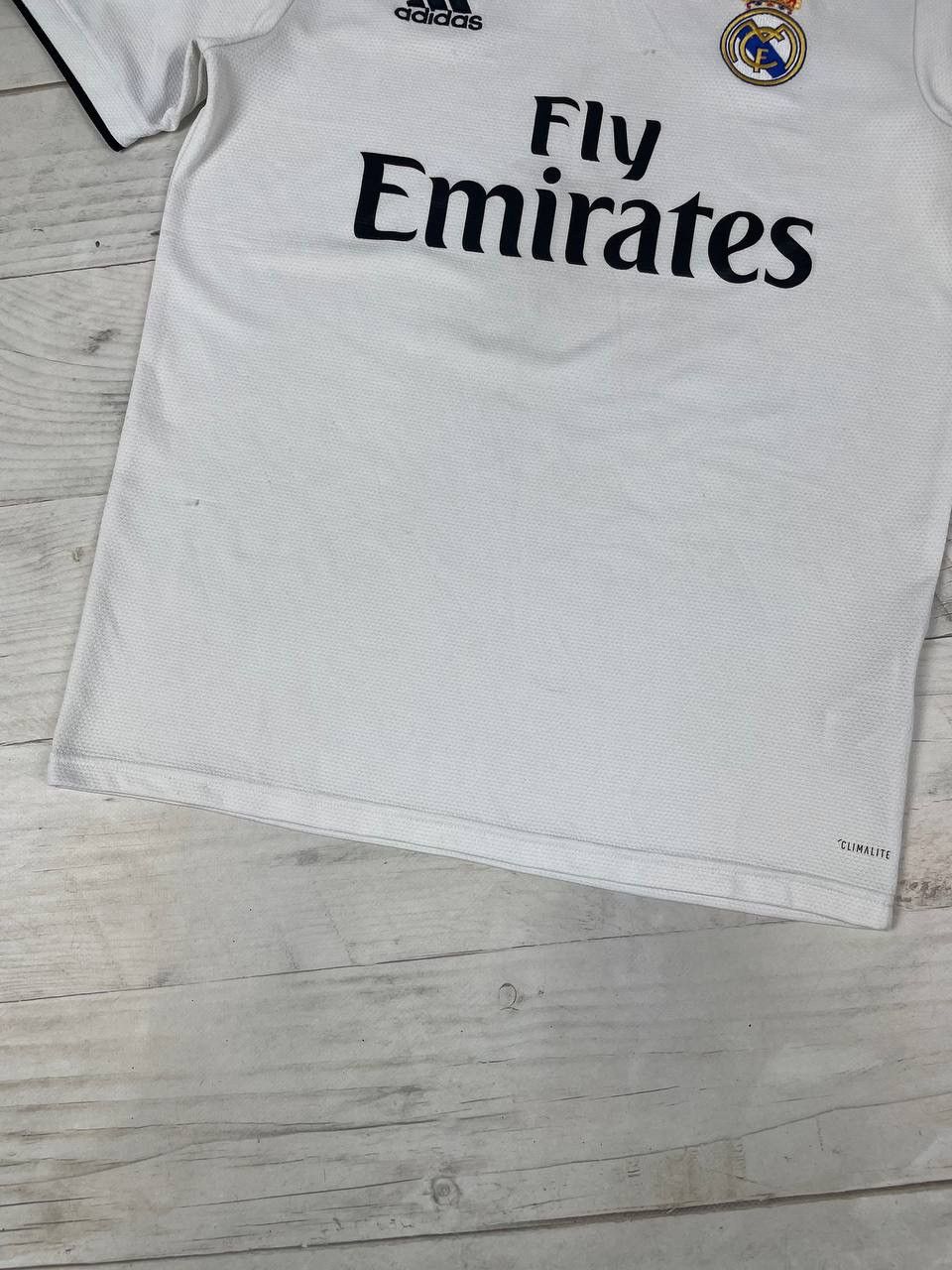 Adidas Adidas REAL MADRID 2018 2019 HOME Shirt Soccer Jersey Size US S / EU 44-46 / 1 - 3 Thumbnail
