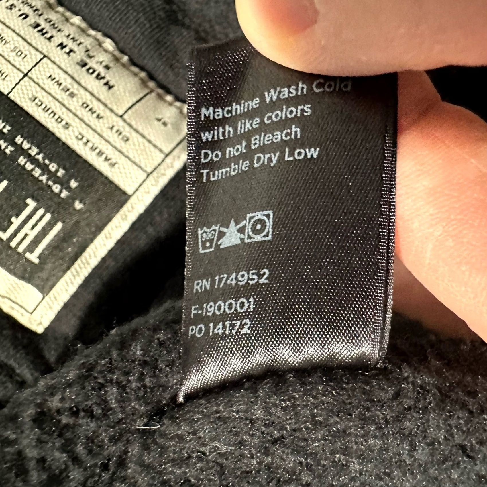 Flint And Tinder Flint And Tinder Hoodie Mens S Black Full Zip Logo Heavyweight EUC Size US S / EU 44-46 / 1 - 7 Thumbnail