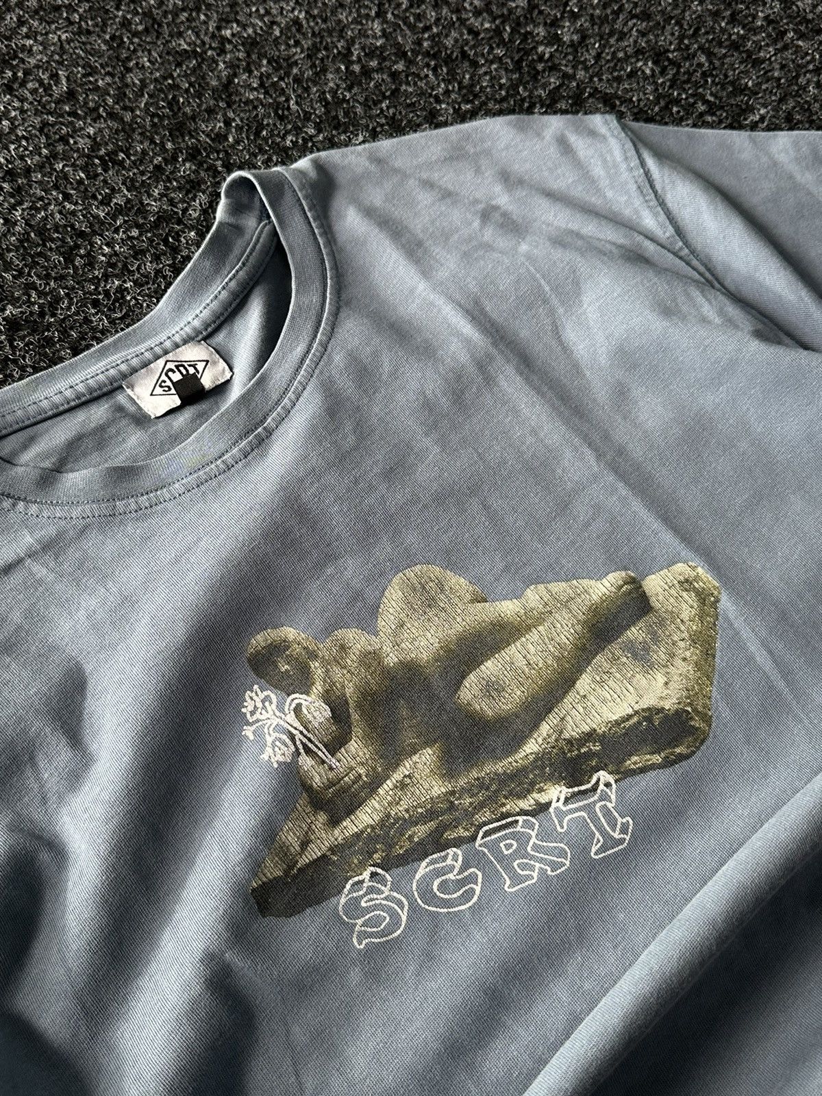 Designer × SCRT RARE ITEM🚨 SCRT BAGGY OVERSIZED RAP TEE TRAVIS STREETWEAR Size US M / EU 48-50 / 2 - 3 Thumbnail