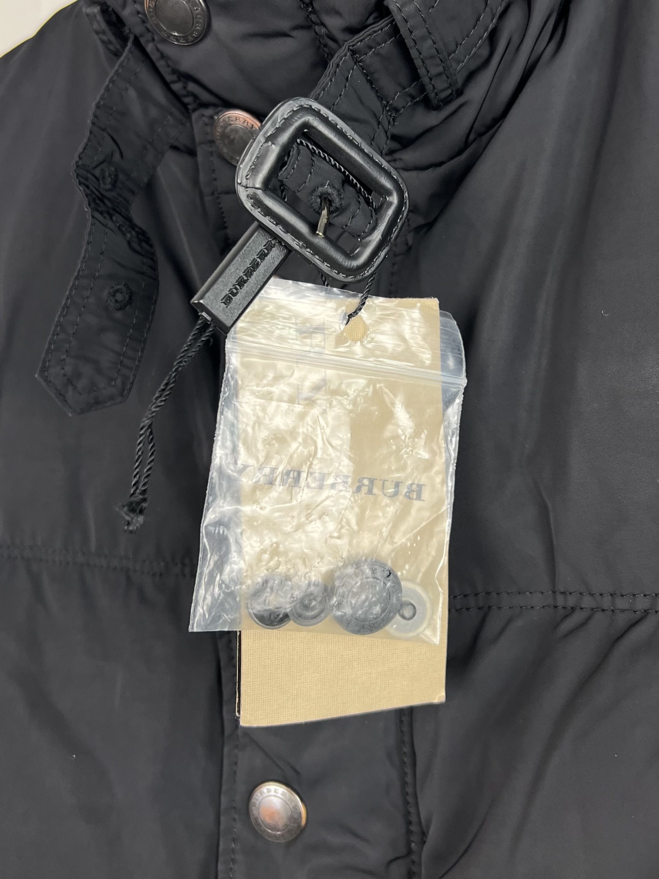 Burberry BURBERRY BRIT Down Puffer Jacket Nova Check Black Men's Size US M / EU 48-50 / 2 - 19 Thumbnail