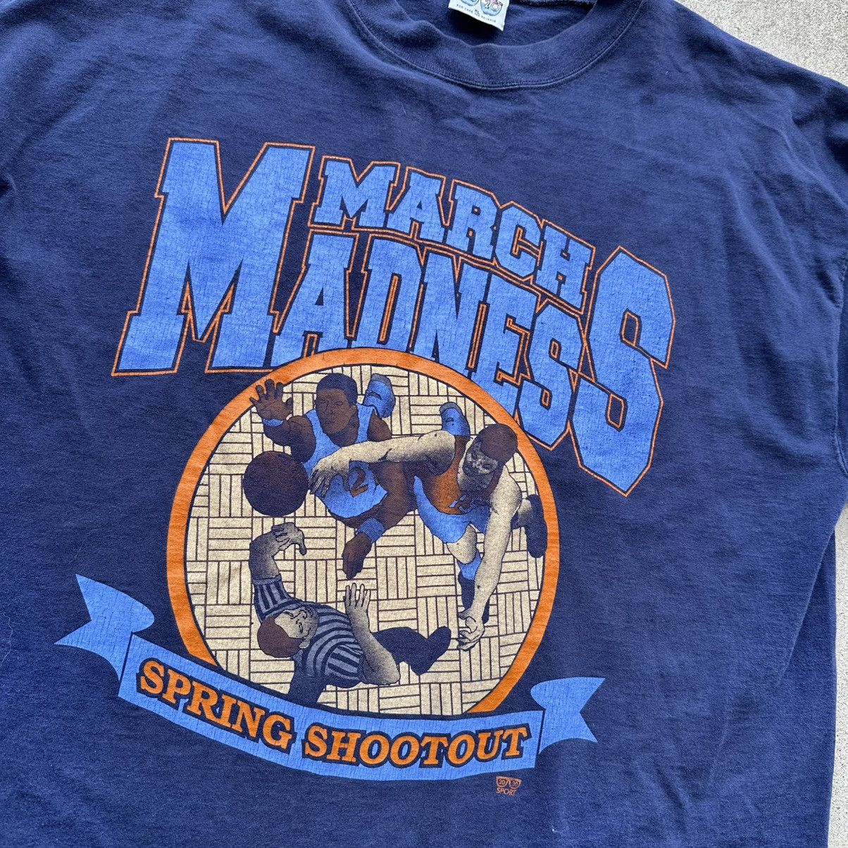 NCAA Vintage March Madness Sping Shootout T Shirt 90s Men Size XL Size US XL / EU 56 / 4 - 2 Thumbnail