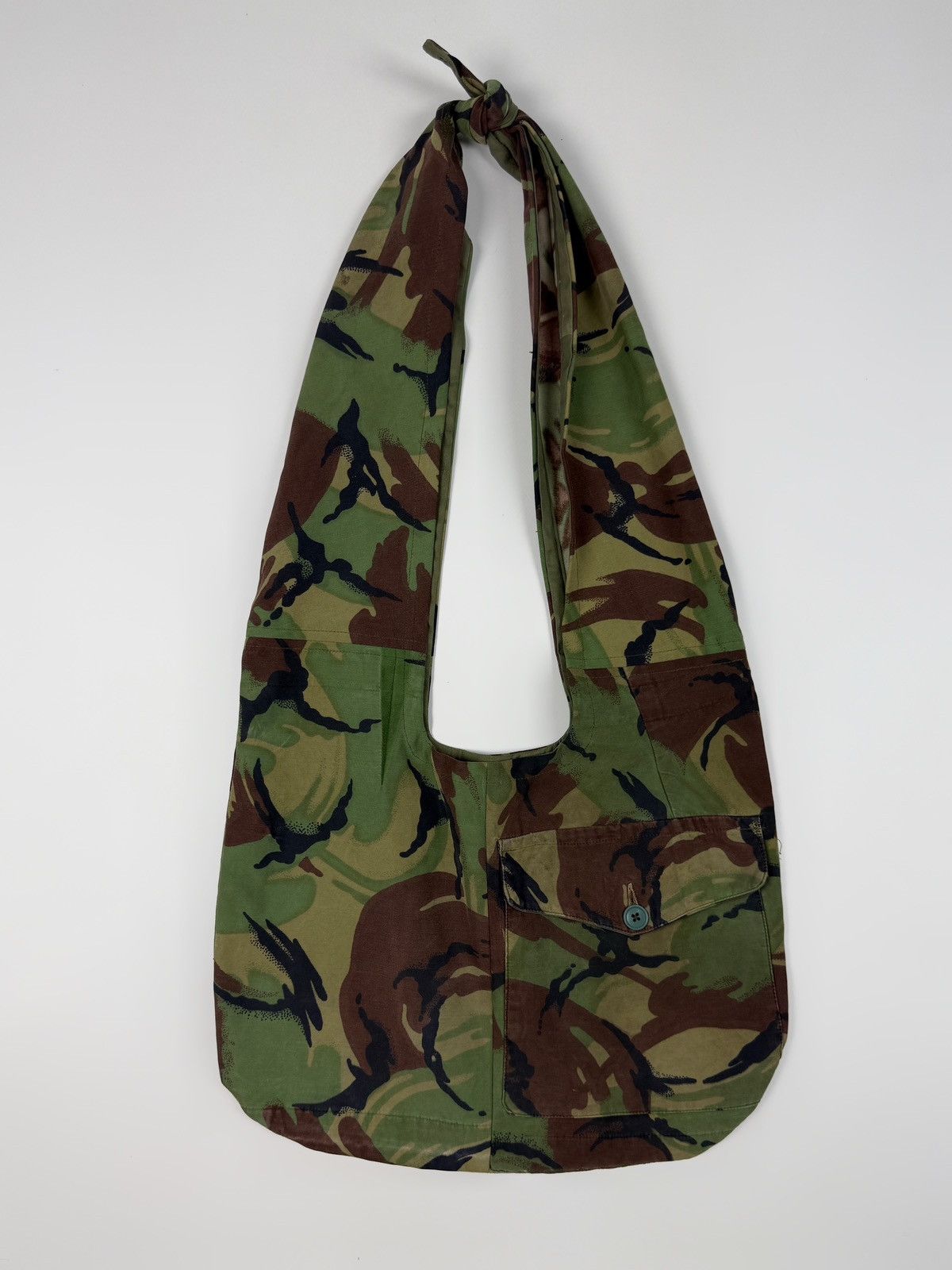Vintage Reworked Vintage British Army DPM Jungle Camo Tsuno Bag Size ONE SIZE - 2 Thumbnail