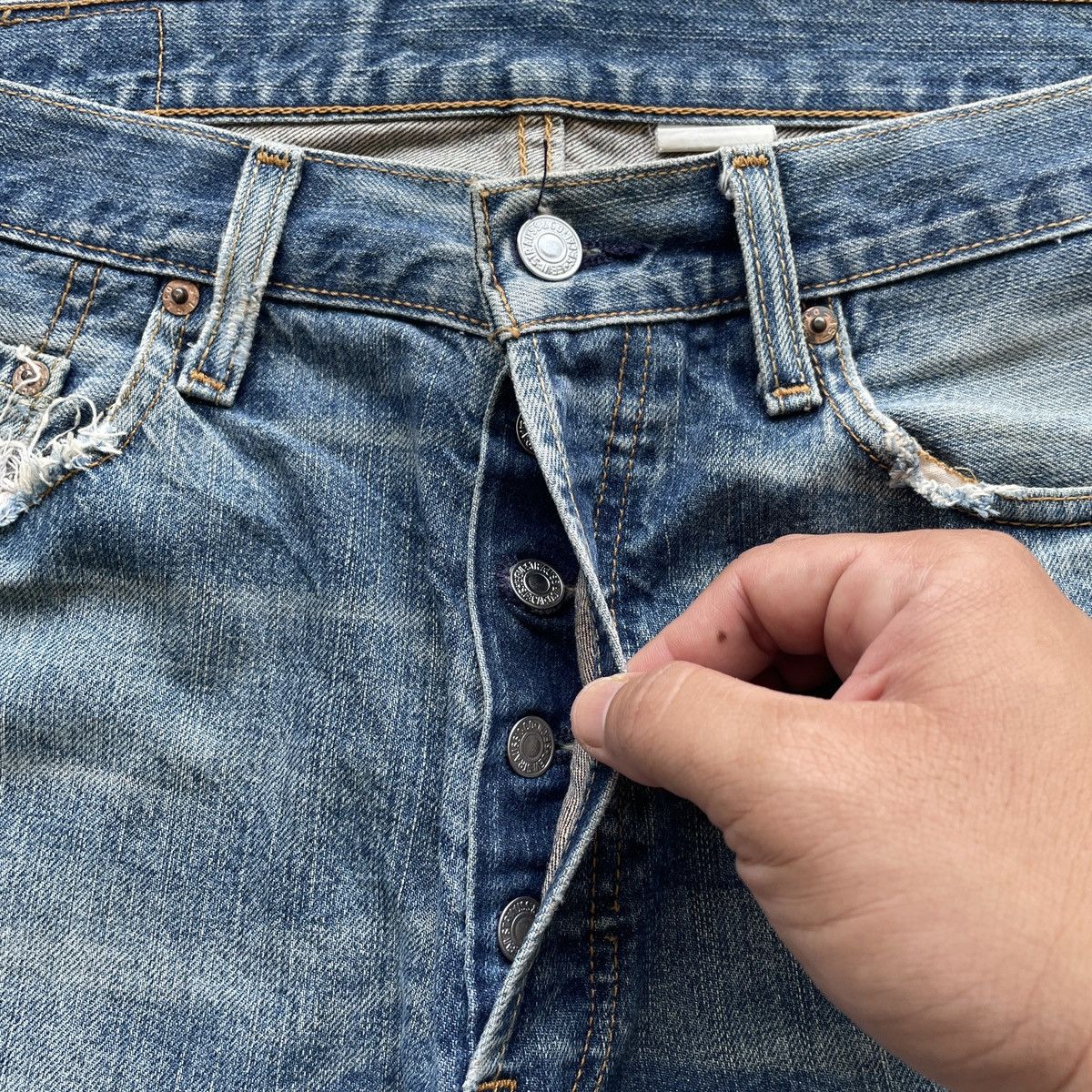 Levi's Vintage Clothing Vintage Levi’s 501 Ripped Faded Jeans Distressed Denim Pants Size US 33 - 7 Thumbnail