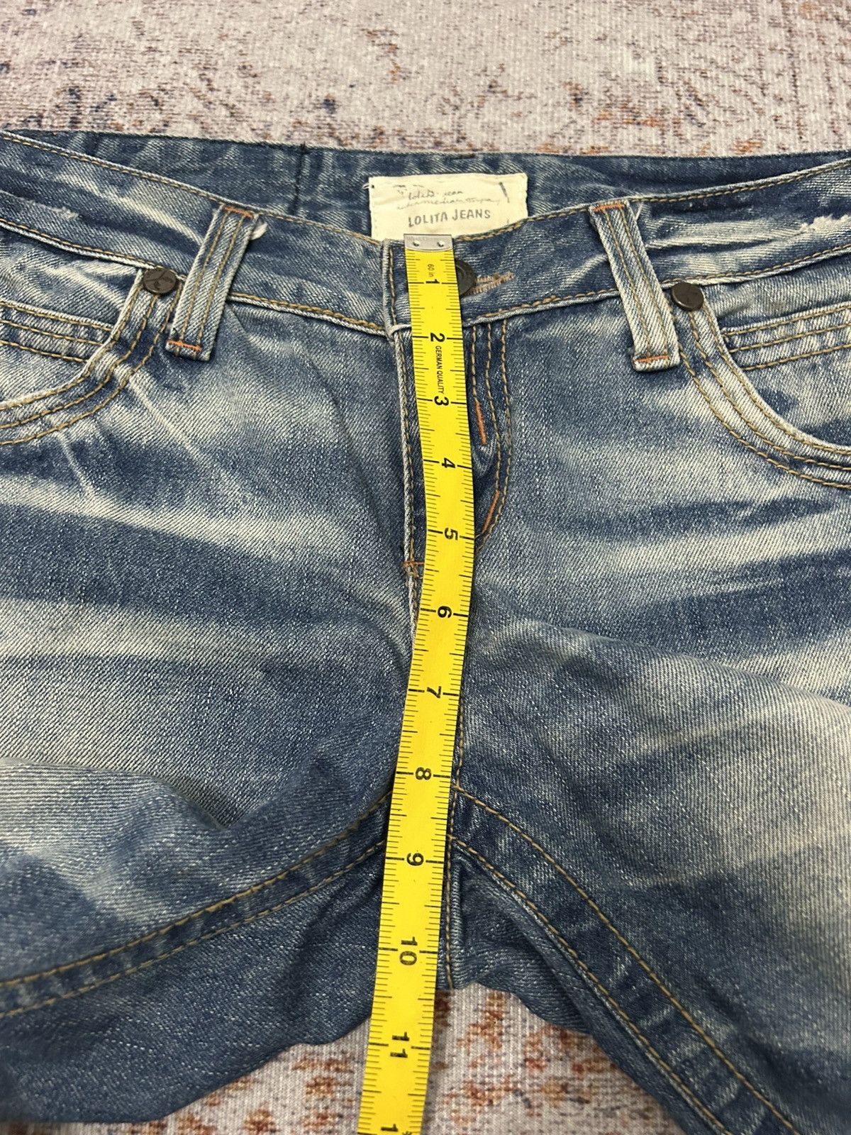If Six Was Nine Lolita Distressed Doublle Pocket back Short Jeans Size US 33 - 19 Thumbnail