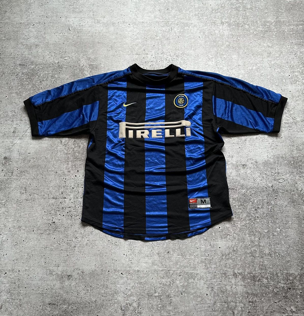Nike 1999 Nike Internazionale Vintage Rare Soccer Jersey Size US M / EU 48-50 / 2 - 1 Thumbnail