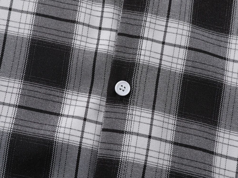 Japanese Brand Men's Loose-Fit Casual Plaid Shirt with Letter Appliqués Size US M / EU 48-50 / 2 - 4 Thumbnail