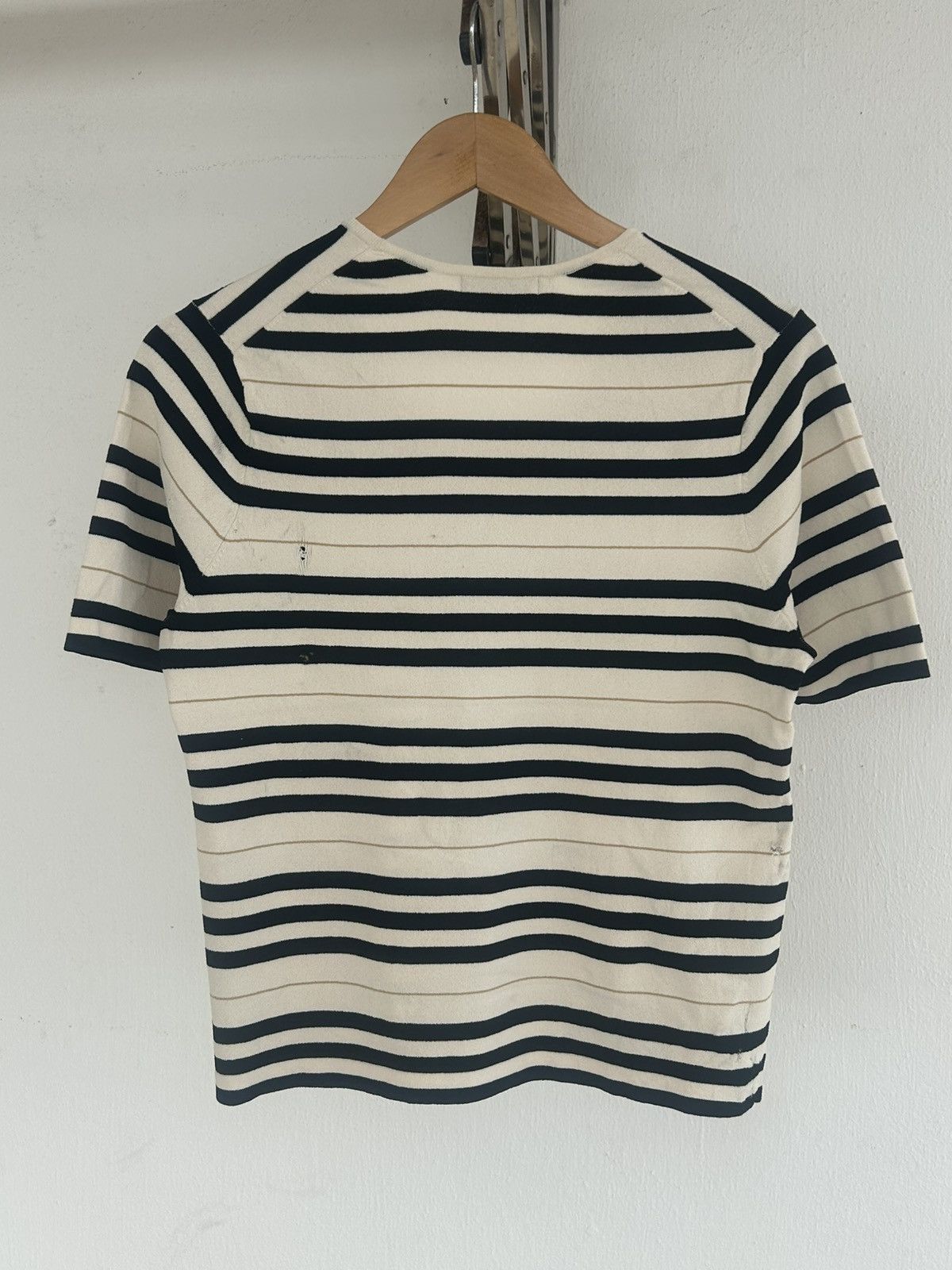 Burberry Burberry Ripped Vintage Stripe Tee Size S / US 4 / IT 40 - 2 Thumbnail