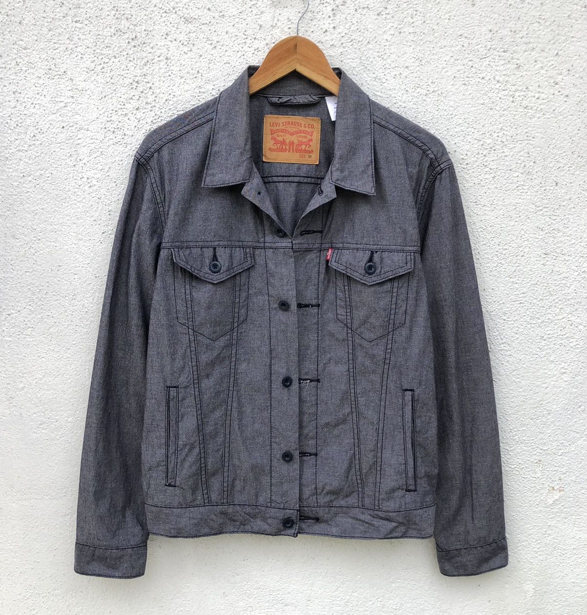 Levi's Vintage Levis Trucker Chambray Jacket Size US M / EU 48-50 / 2 - 4 Thumbnail