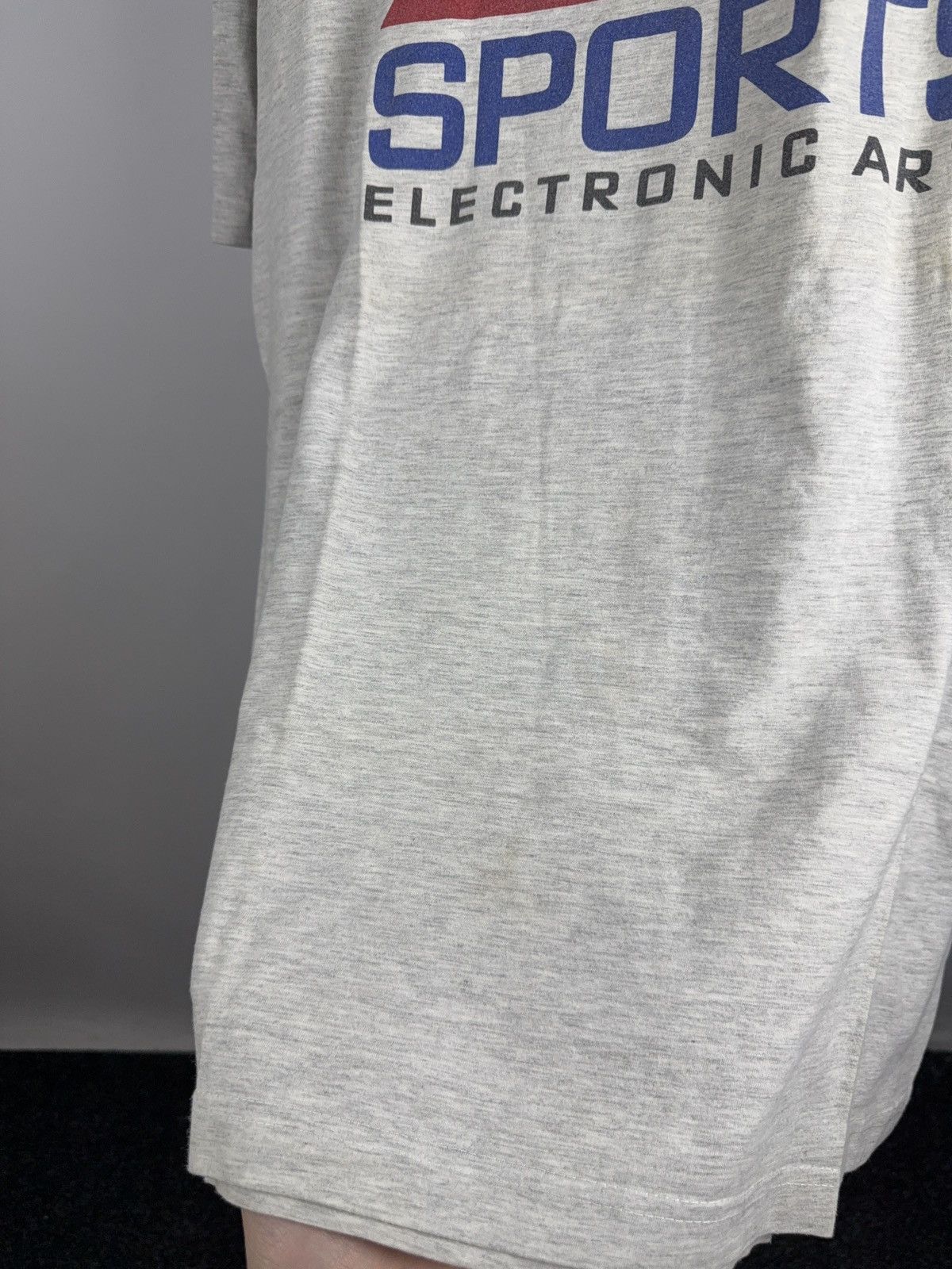 Vintage 00s Y2K EA Sports Big Logo Electronic Arts Game Studio Size US L / EU 52-54 / 3 - 8 Thumbnail